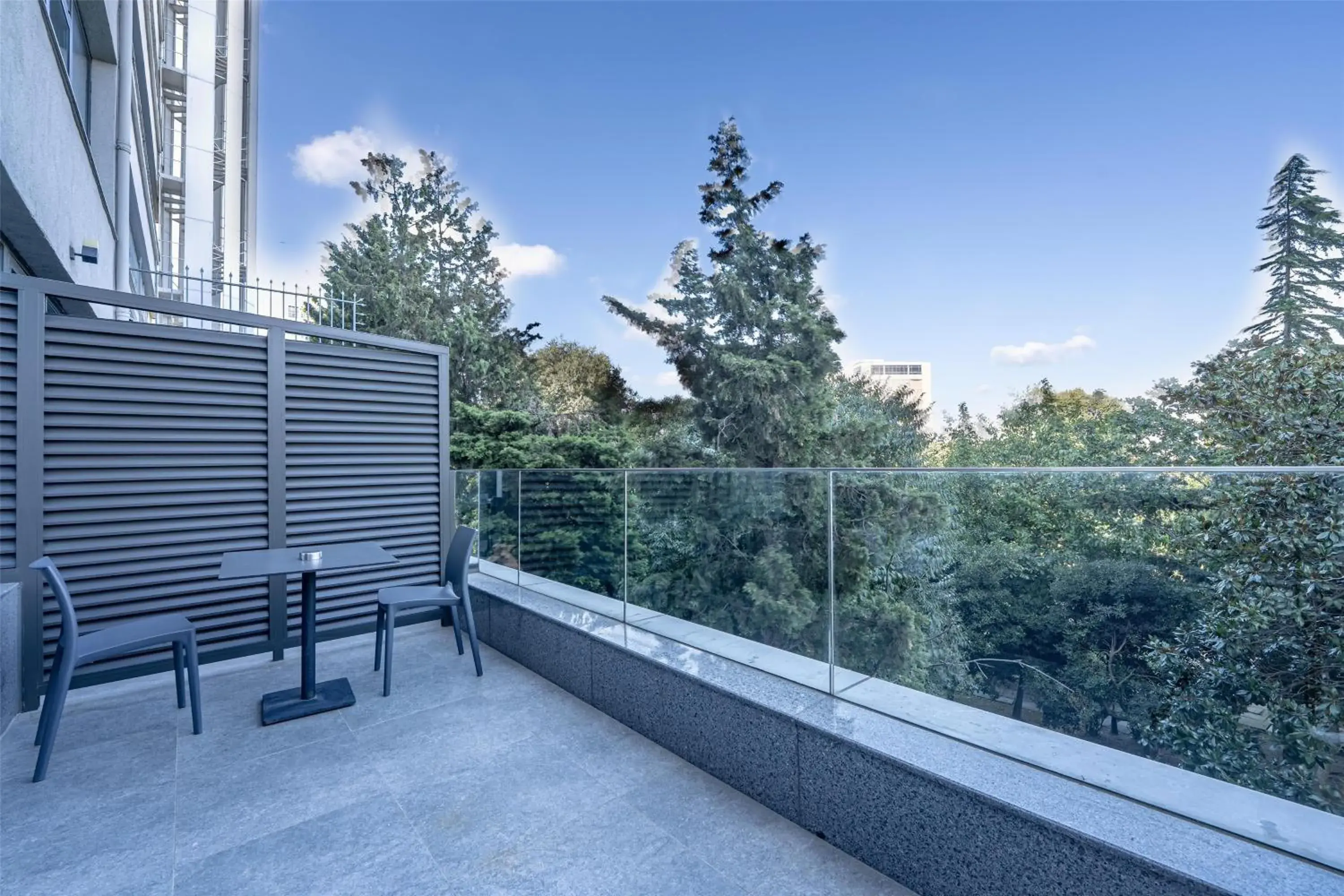 Bedroom in Radisson Hotel Istanbul Harbiye Bedroom in Radisson Hotel Istanbul Harbiye