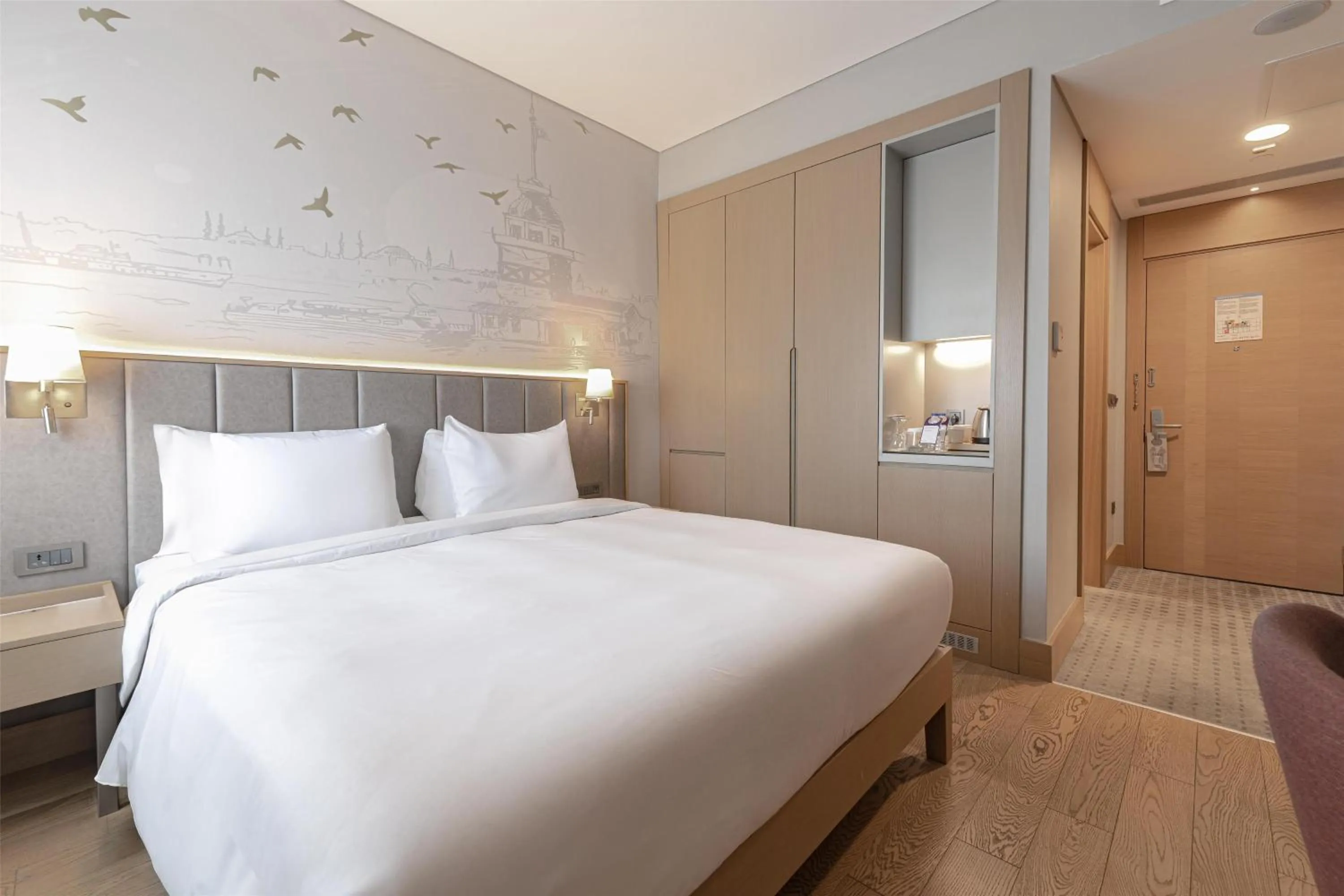 Bedroom, Bed in Radisson Hotel Istanbul Harbiye