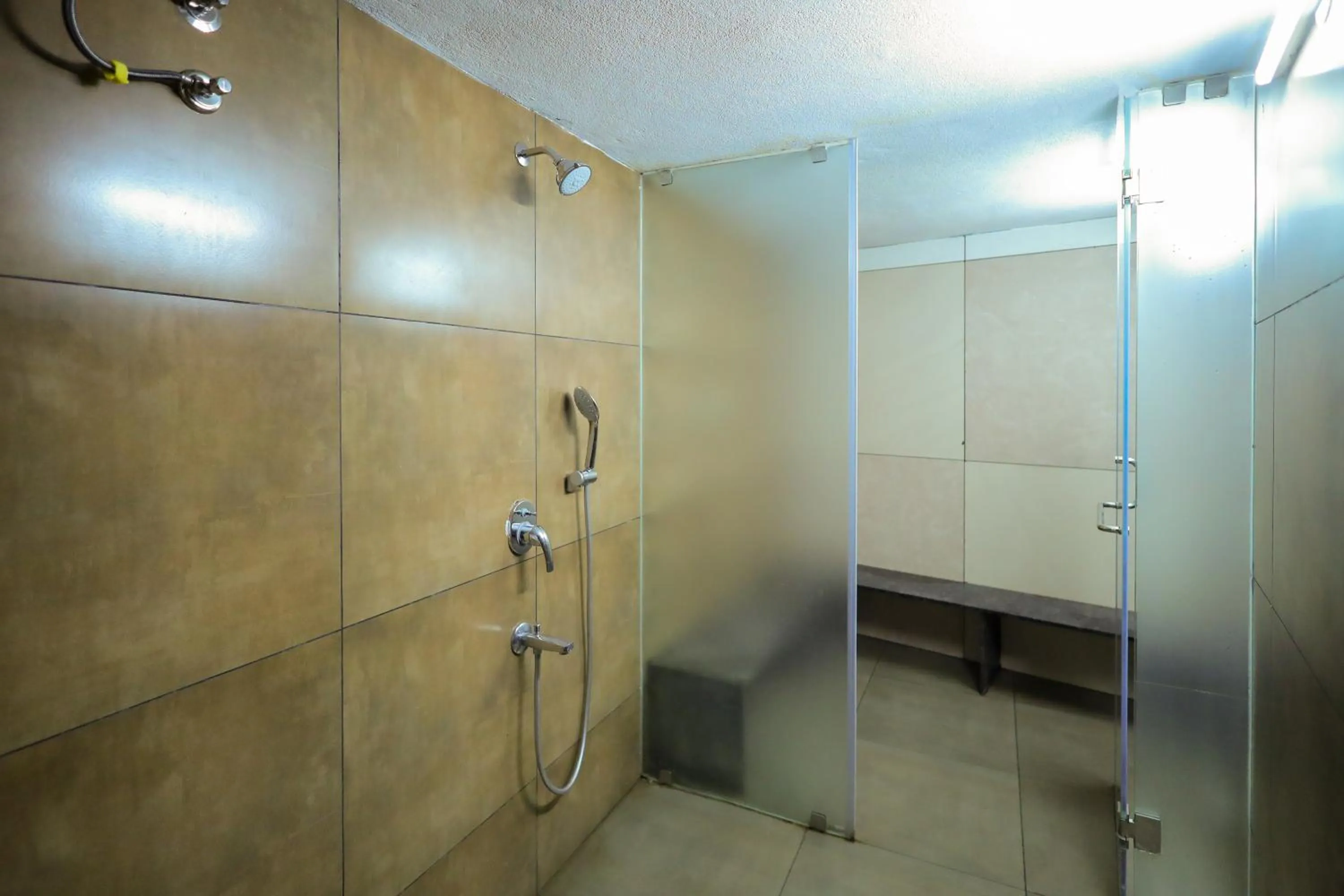 Sauna in Royal Plaza Suites by RAK Rooms, Mangaluru