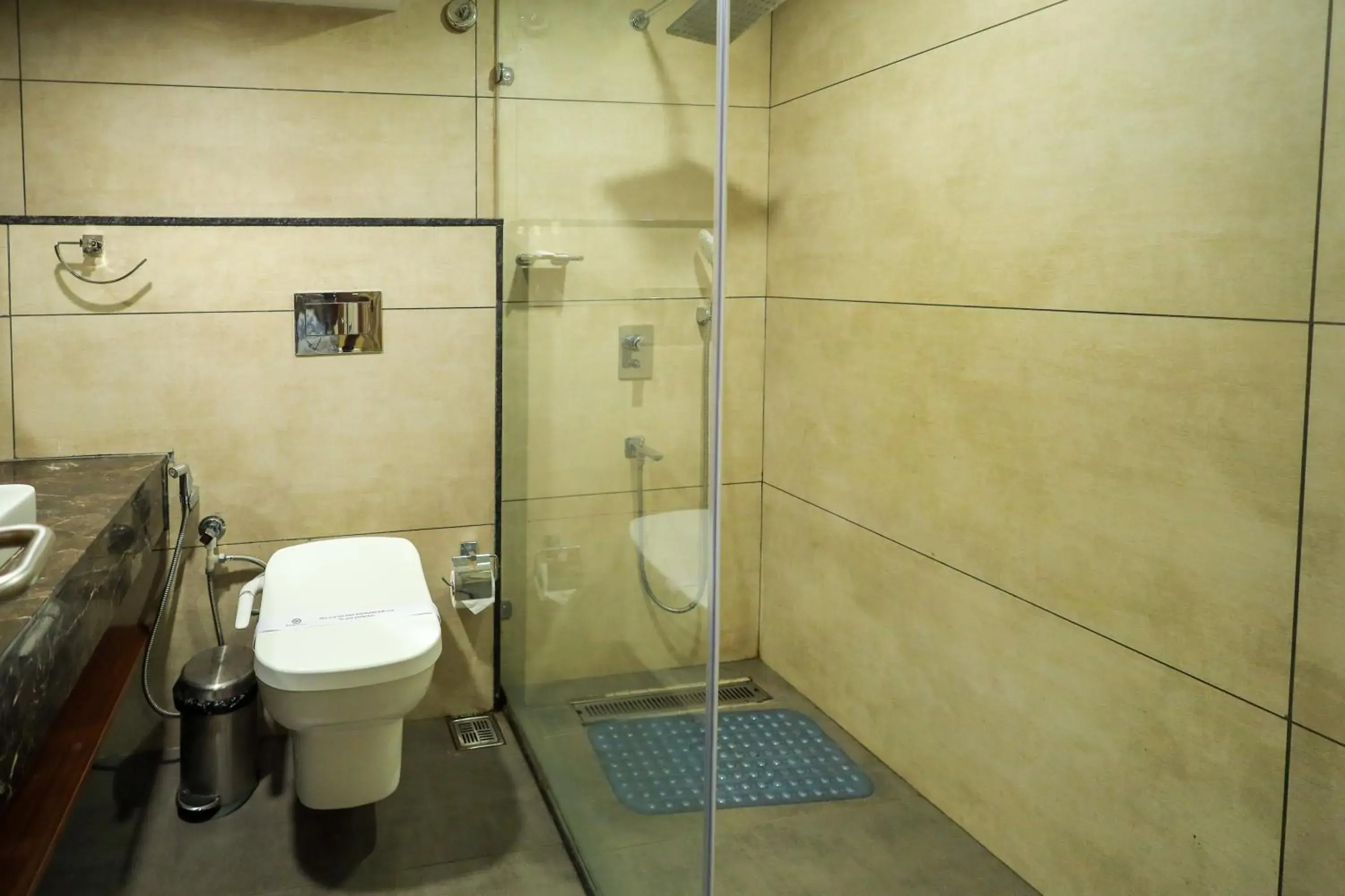 Bathroom in Royal Plaza Suites by RAK Rooms, Mangaluru Bathroom in Royal Plaza Suites by RAK Rooms, Mangaluru