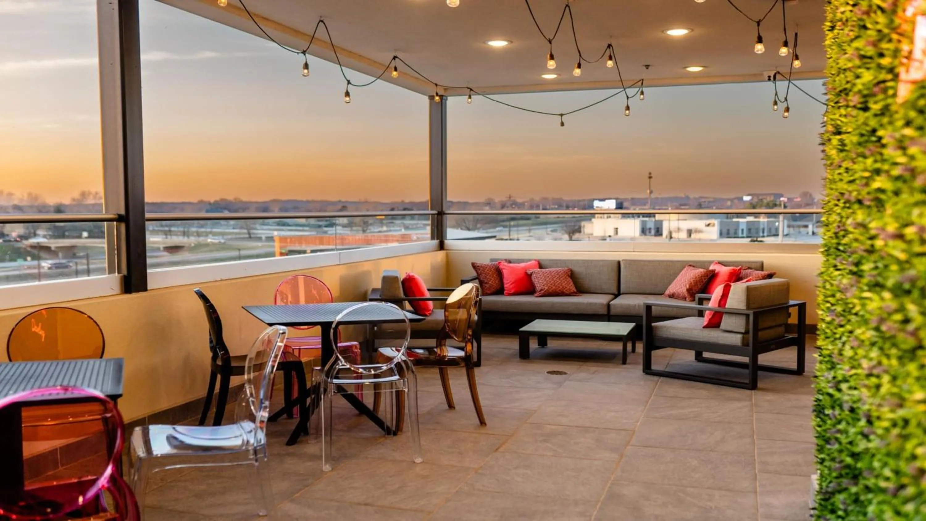 Restaurant/places to eat in Candlewood Suites - Tulsa Hills - Jenks by IHG