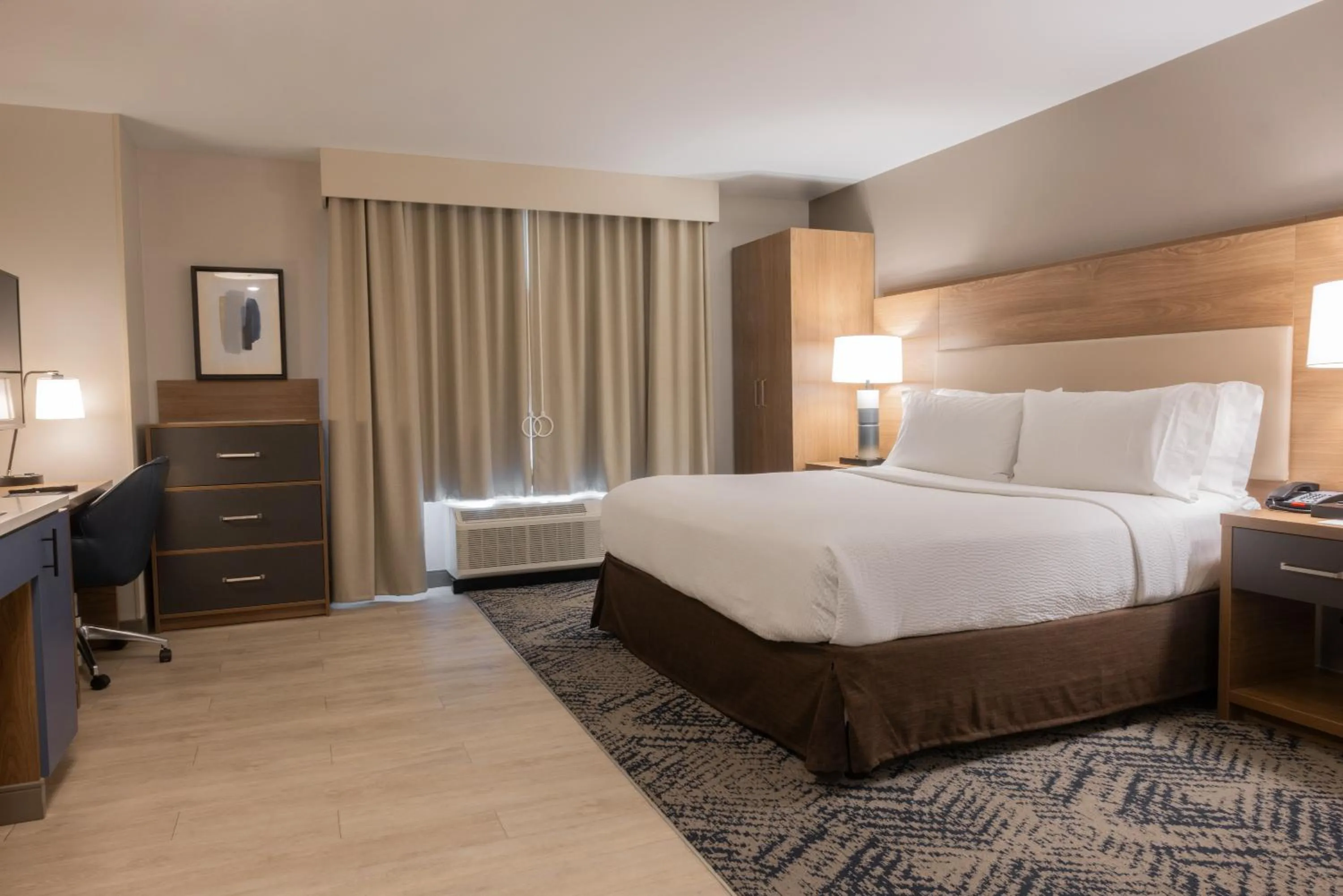 Bed in Candlewood Suites - Tulsa Hills - Jenks by IHG