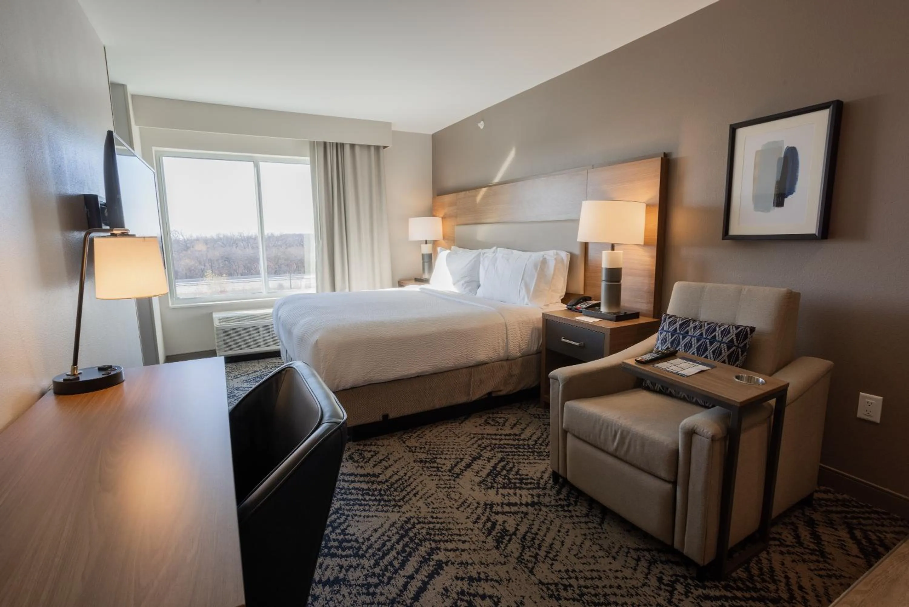 Bed in Candlewood Suites - Tulsa Hills - Jenks by IHG