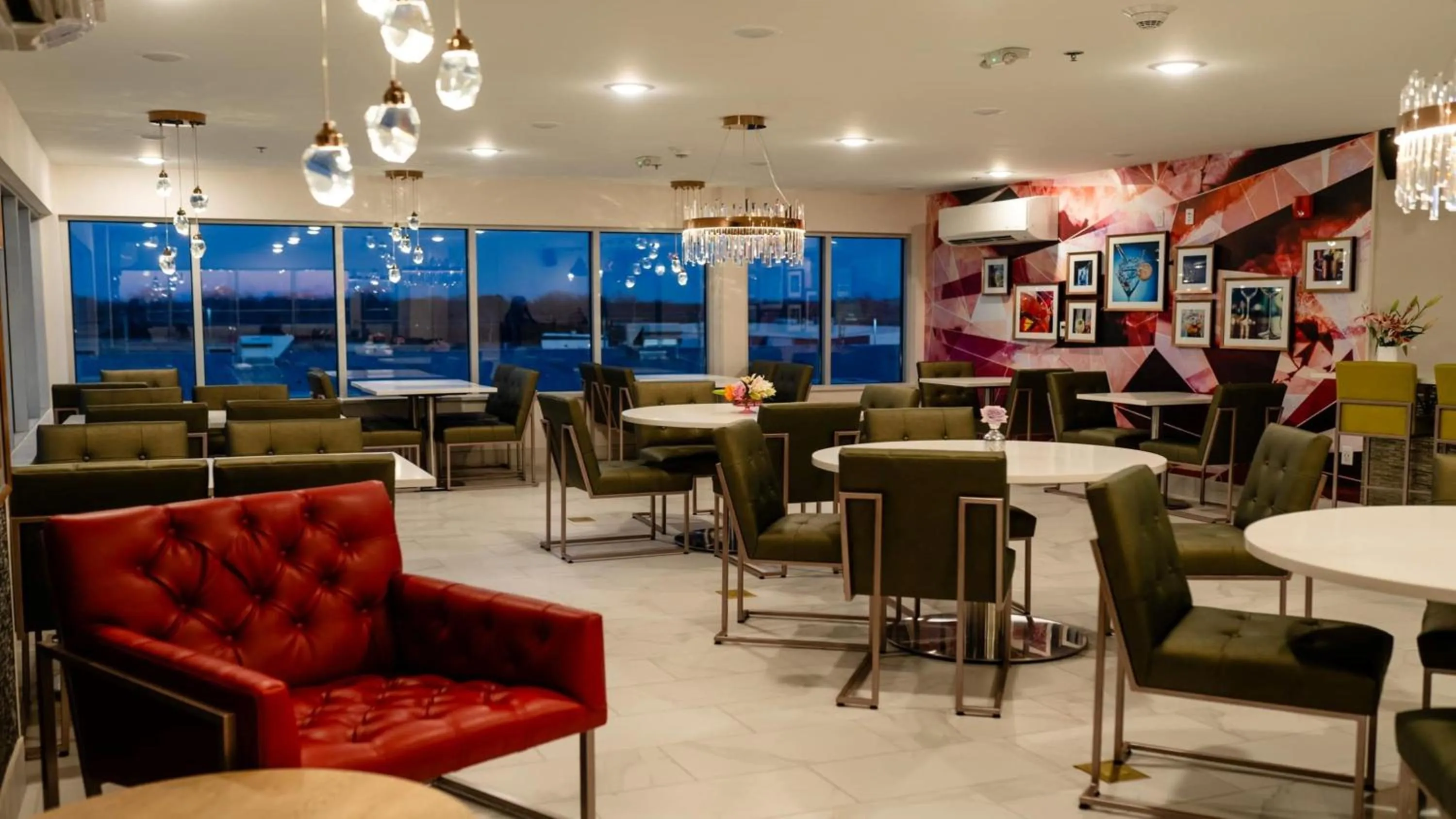 Lounge or bar in Candlewood Suites - Tulsa Hills - Jenks by IHG