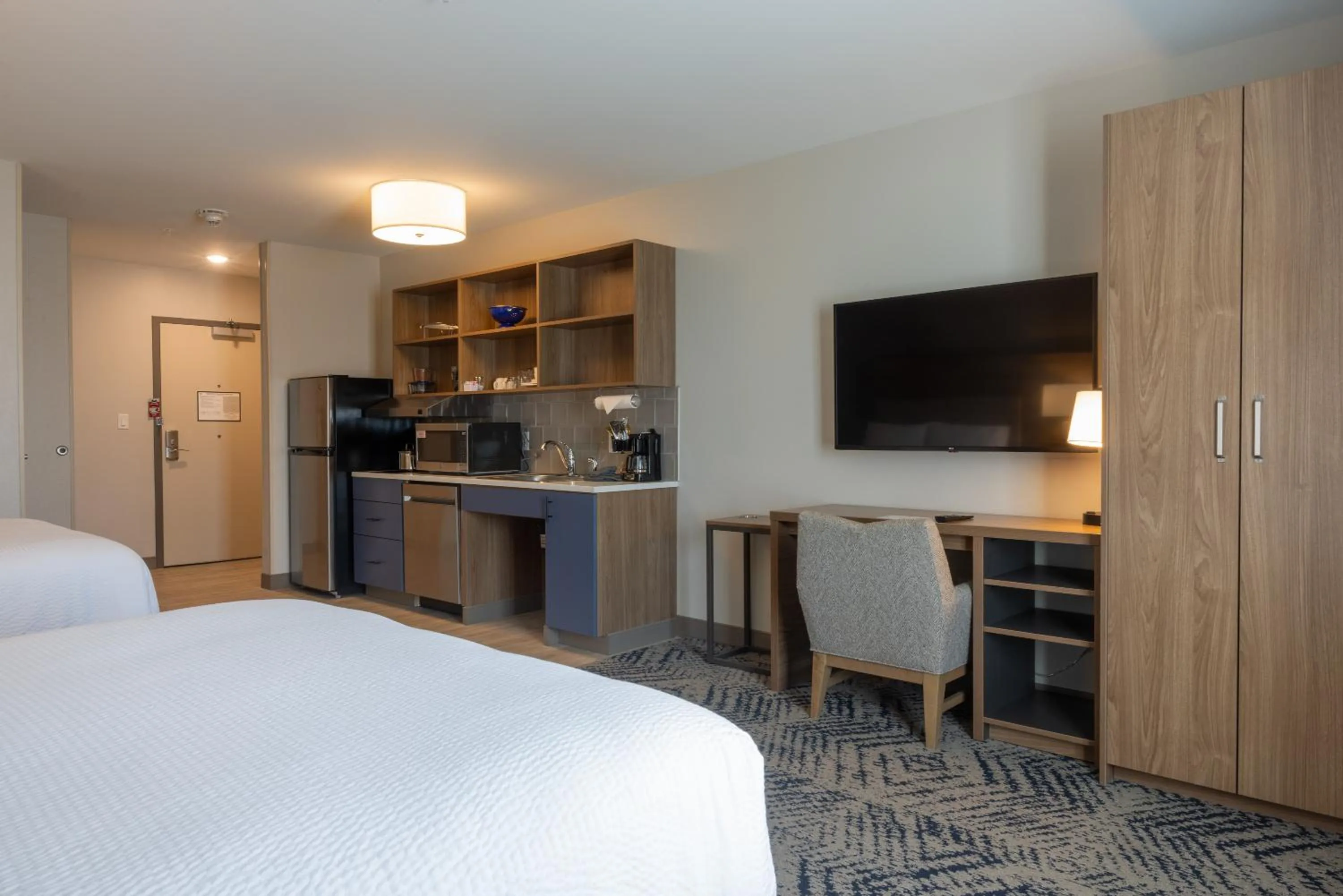 Bed in Candlewood Suites - Tulsa Hills - Jenks by IHG