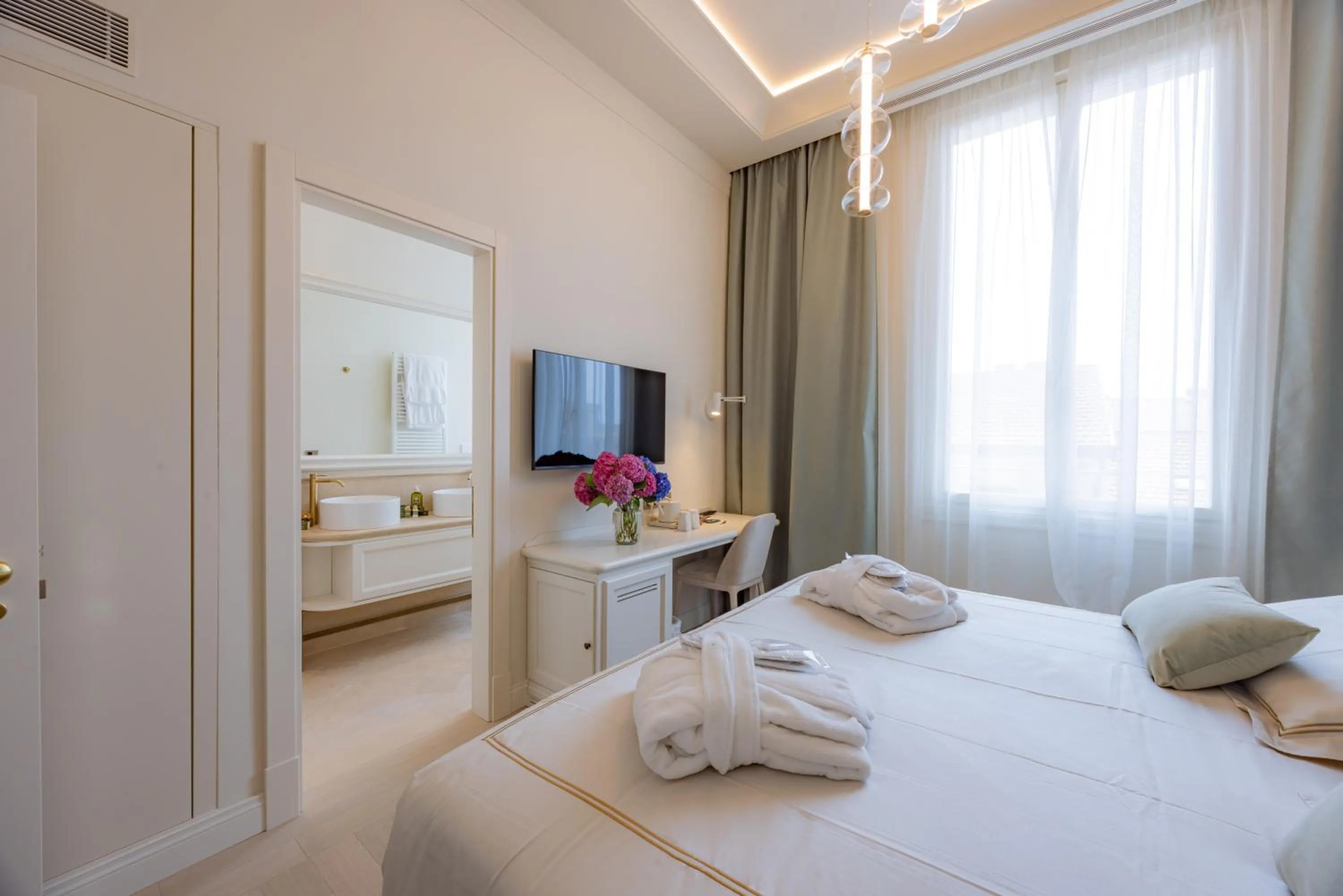 Bedroom, Bed in Hotel Belvedere