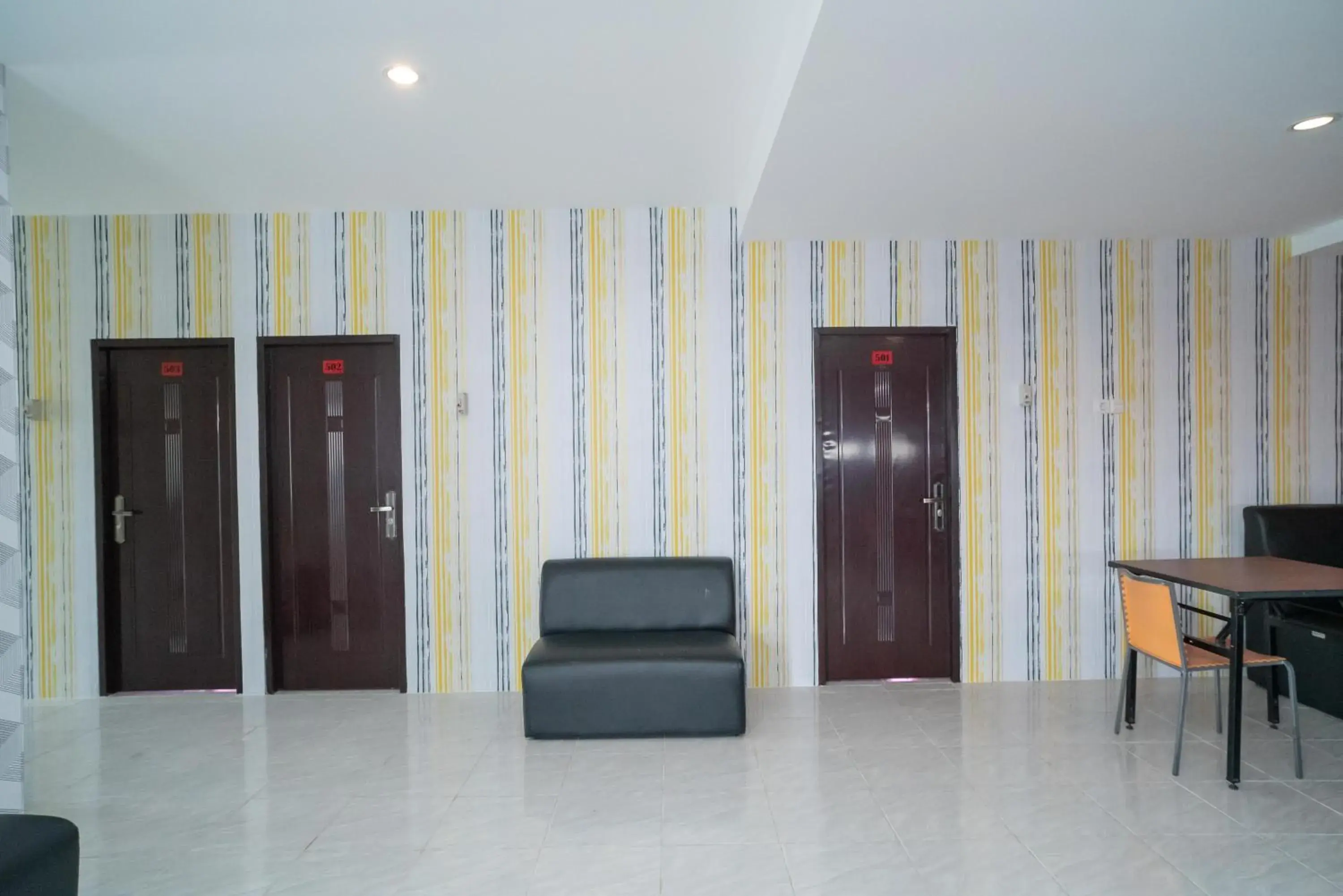 RedDoorz Plus near ITC Cempaka Mas 2 RedDoorz Plus near ITC Cempaka Mas 2