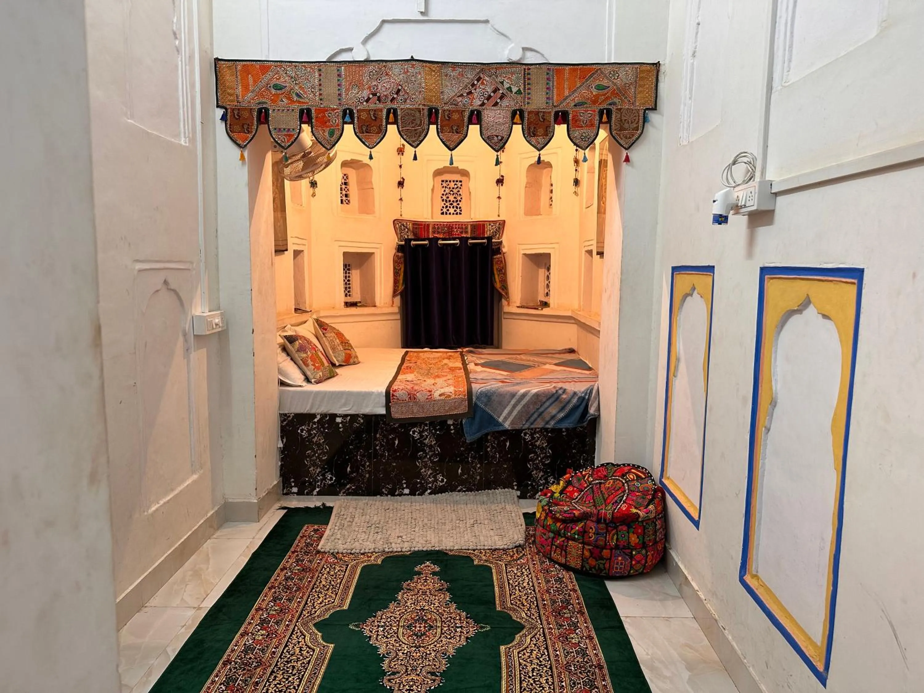 Hotel Kota kunj Heritage