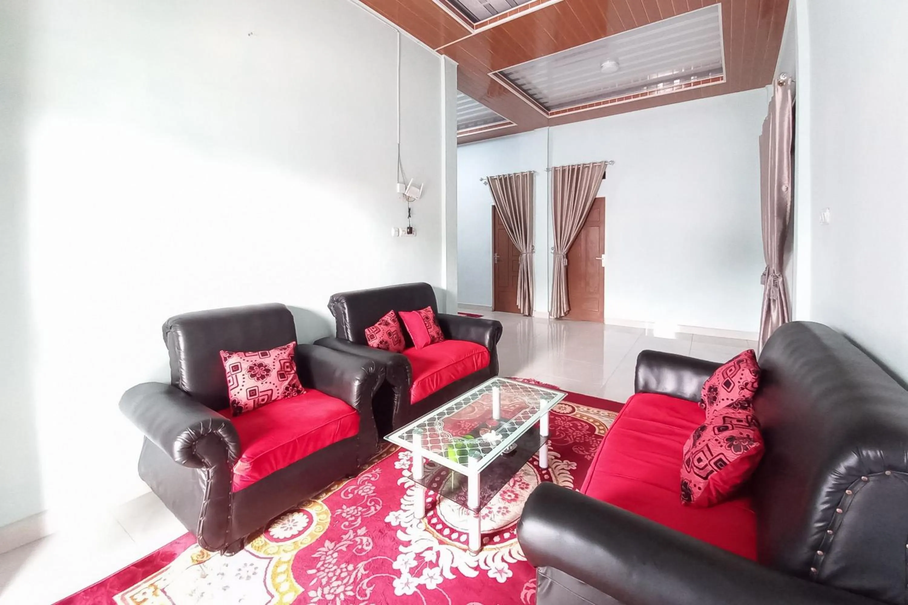 Seating area in Panam House Syariah RedPartner