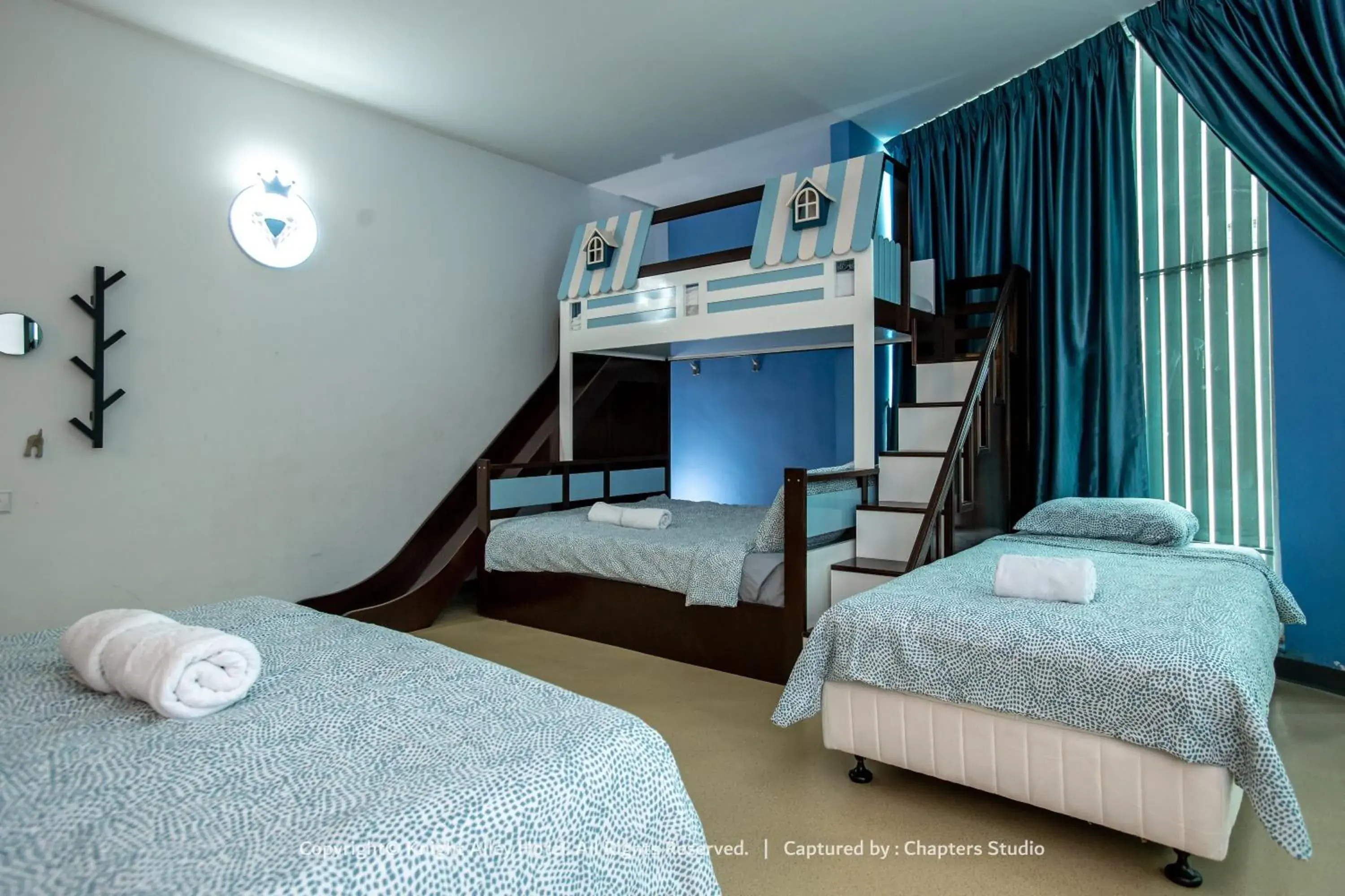 Decorative detail, Bed in Knight Alley Hotel Decorative detail, Bed in Knight Alley Hotel