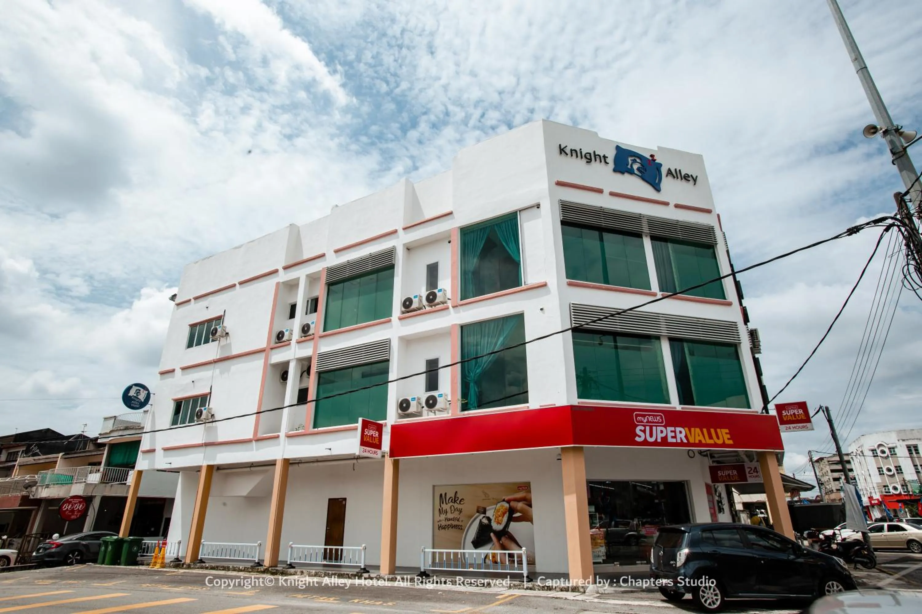 Property building in Knight Alley Hotel