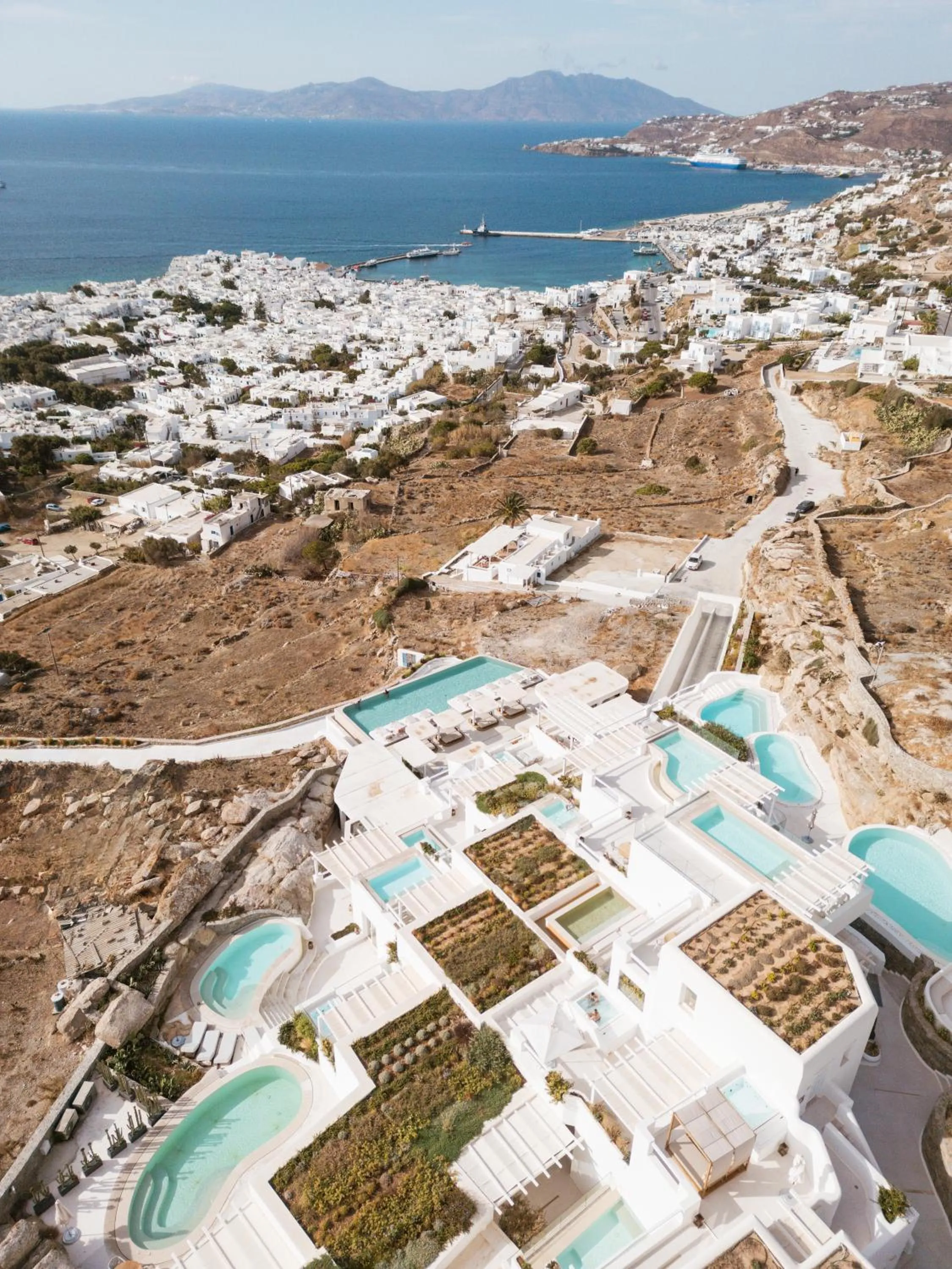 Property building in Lovia Mykonos