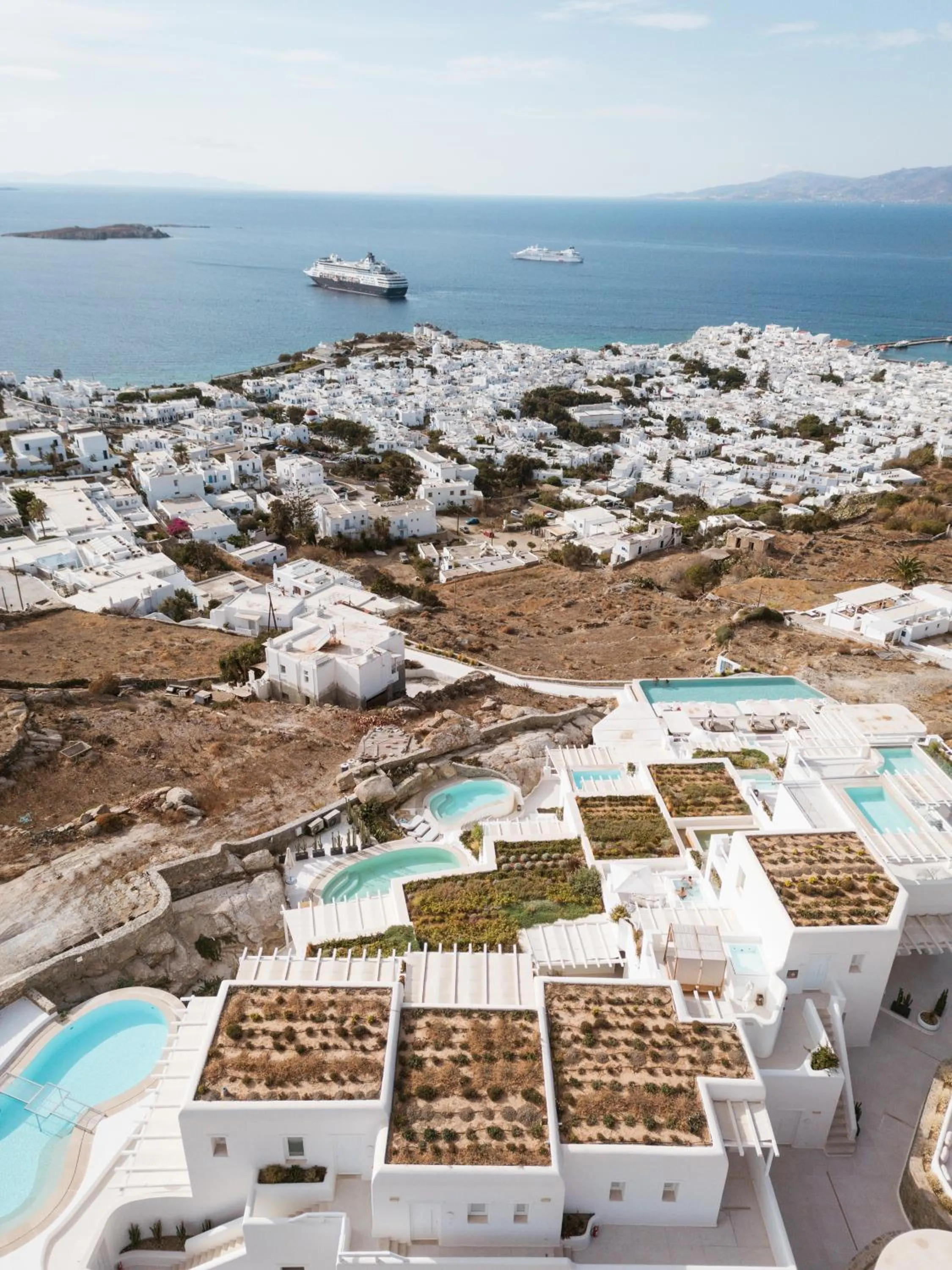 Property building in Lovia Mykonos