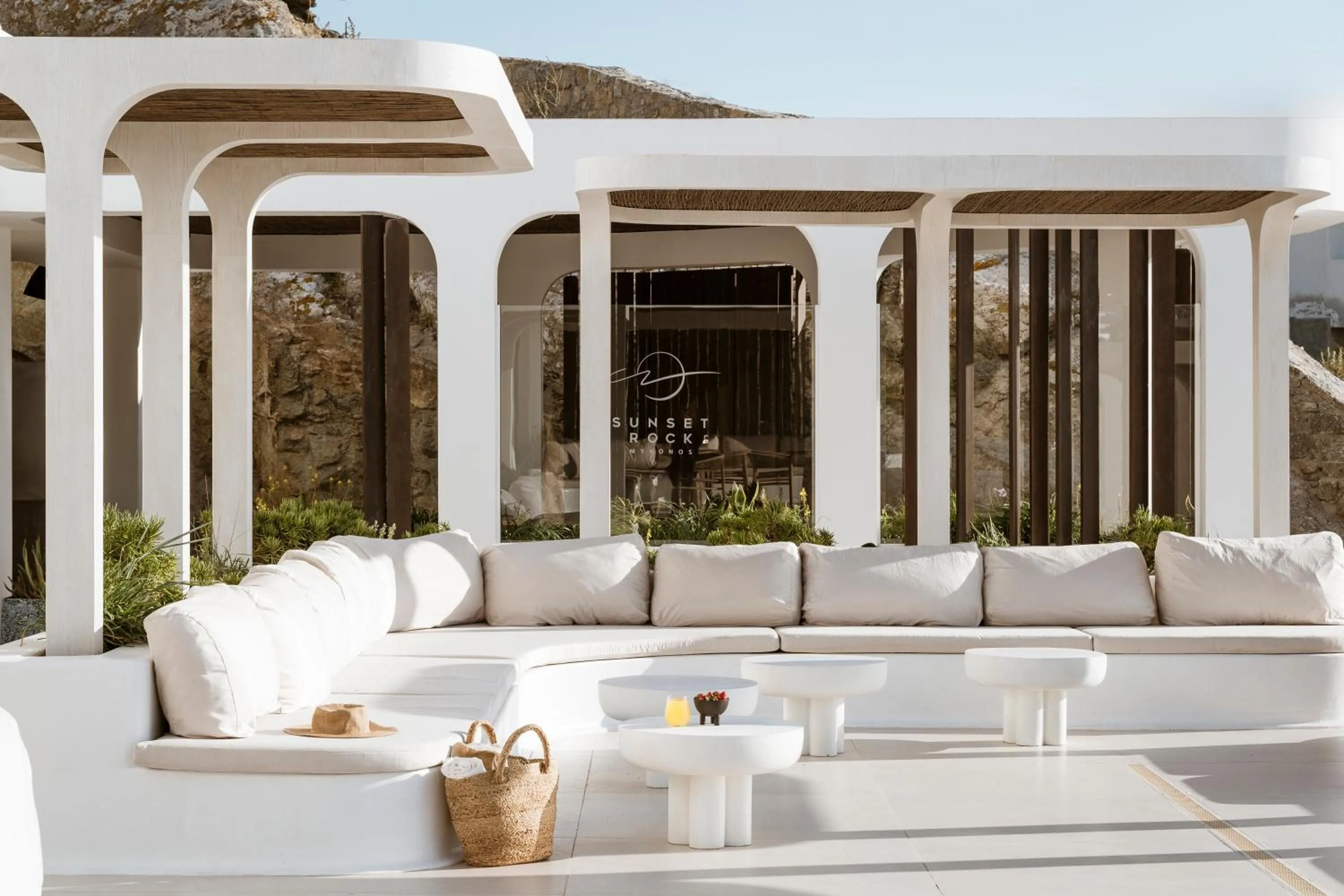 Lounge or bar in Lovia Mykonos