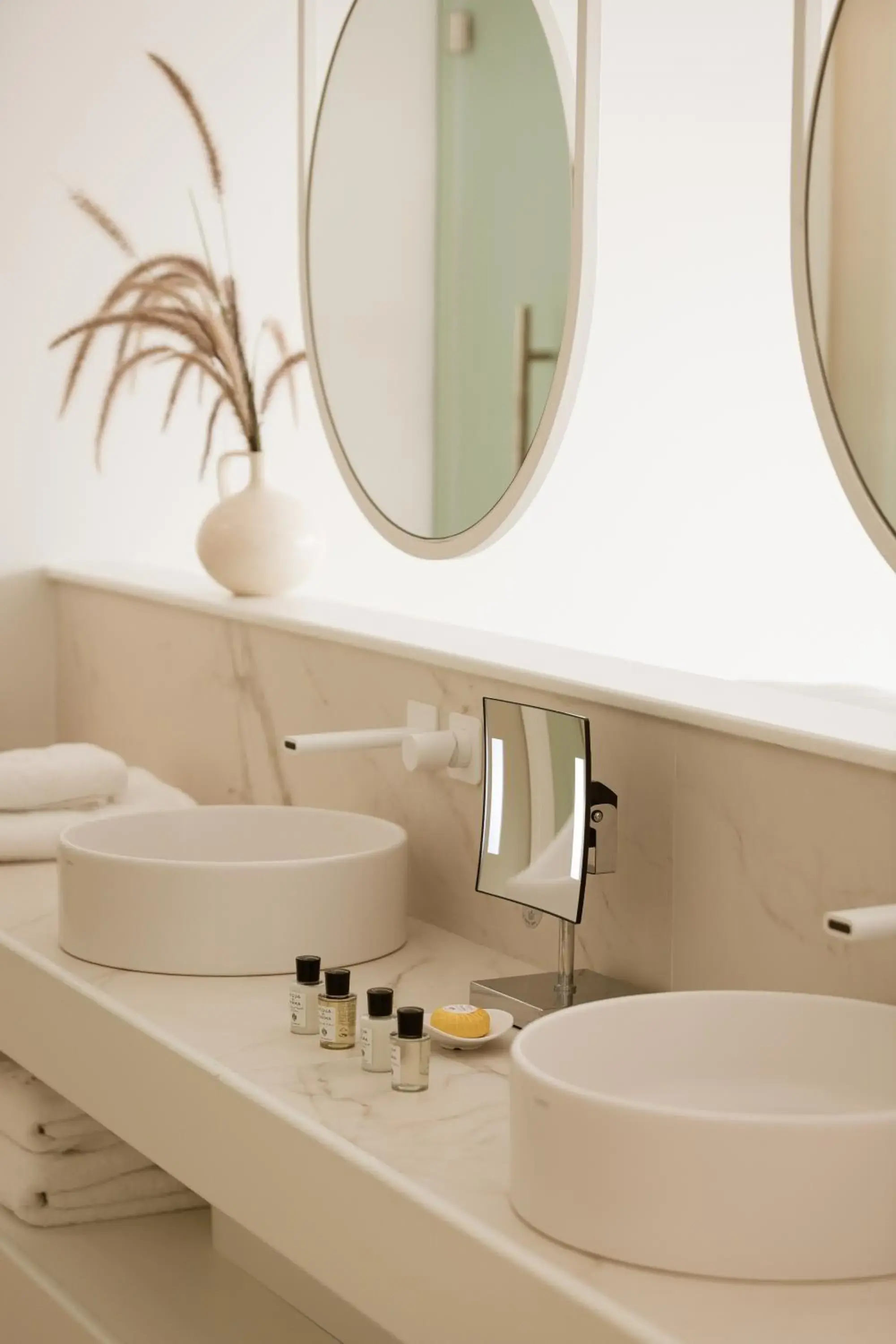 Bathroom in Lovia Mykonos Bathroom in Lovia Mykonos