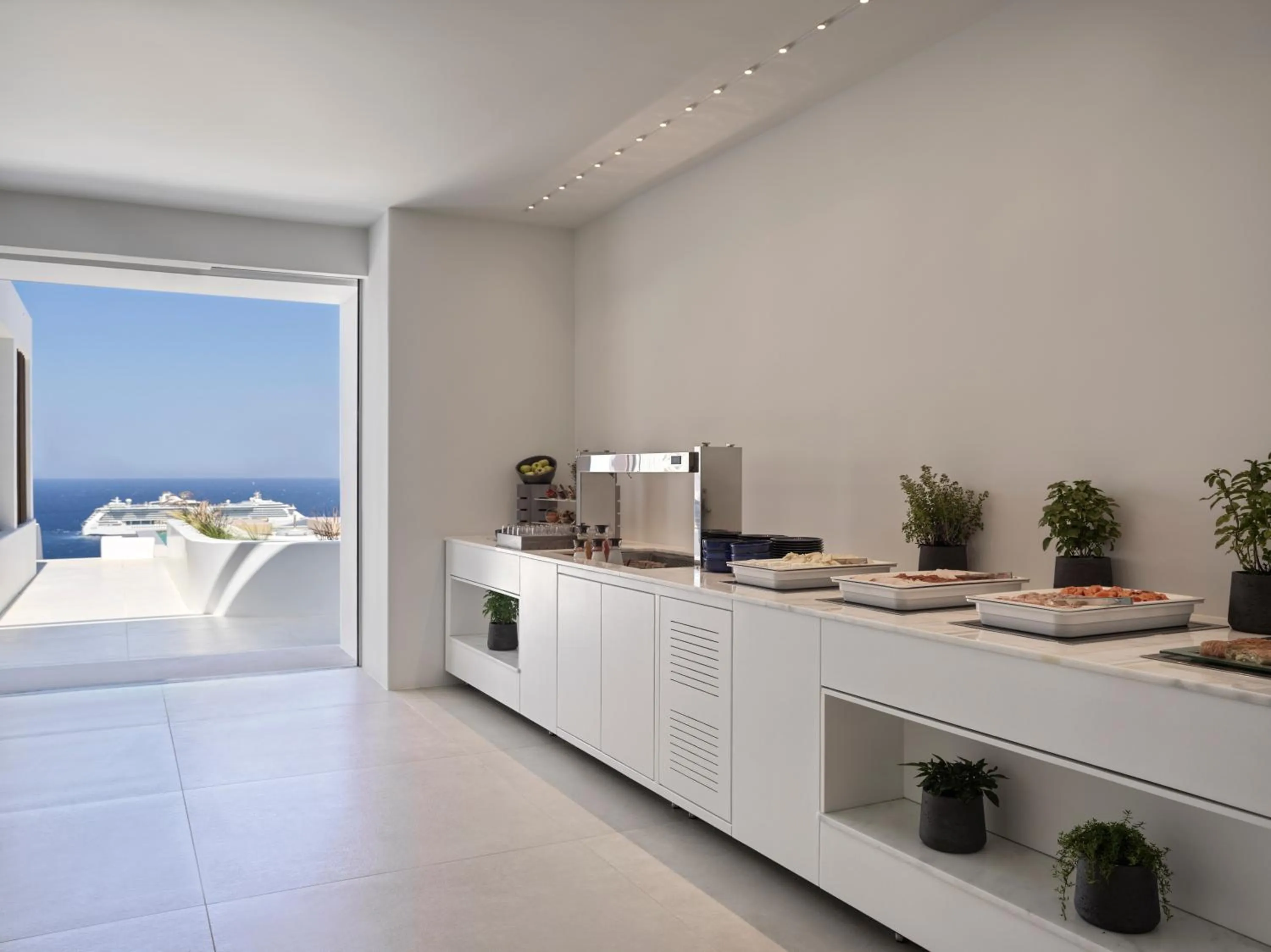 Restaurant/places to eat in Lovia Mykonos