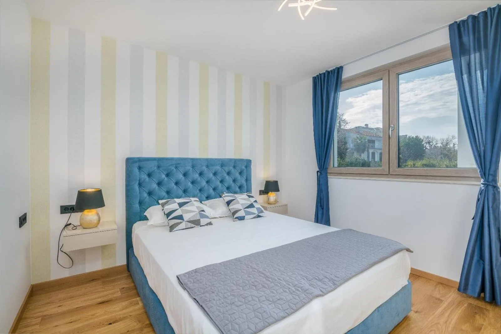 Bed in Villa Njivice Apartment Ema