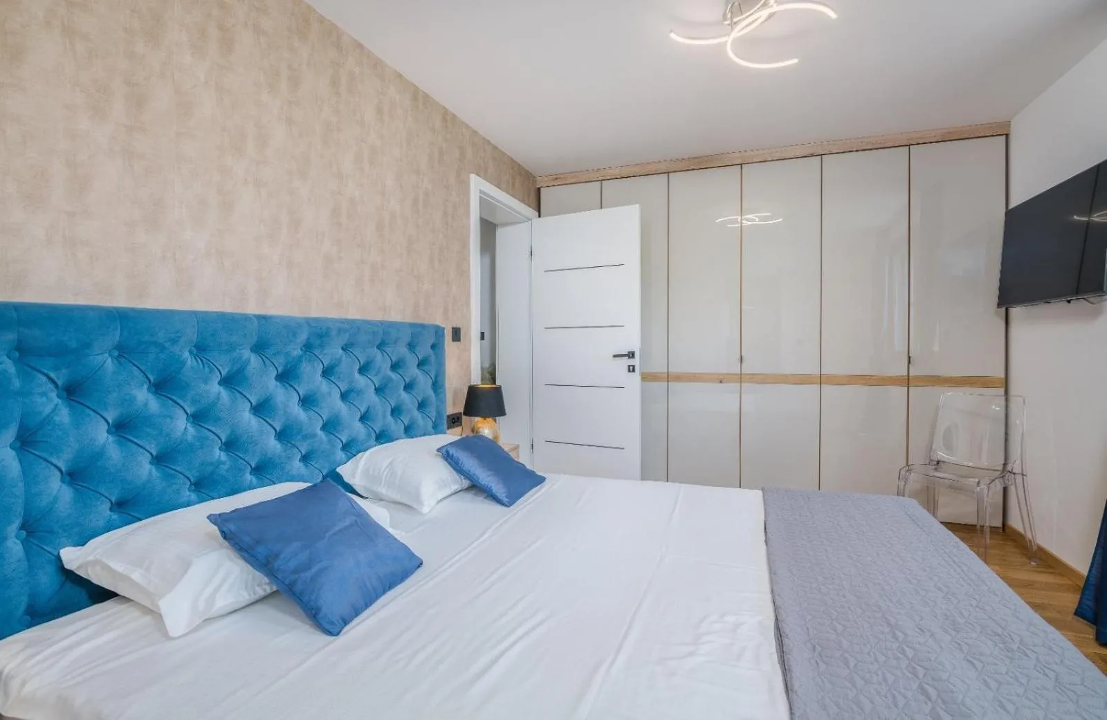 Bed in Villa Njivice Apartment Ema