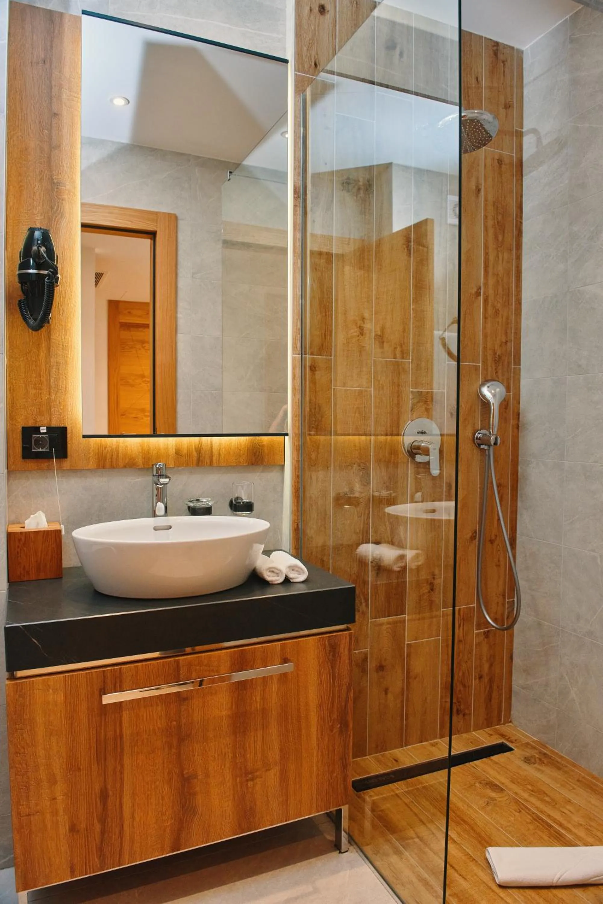 Shower in Hotel Zlatibor