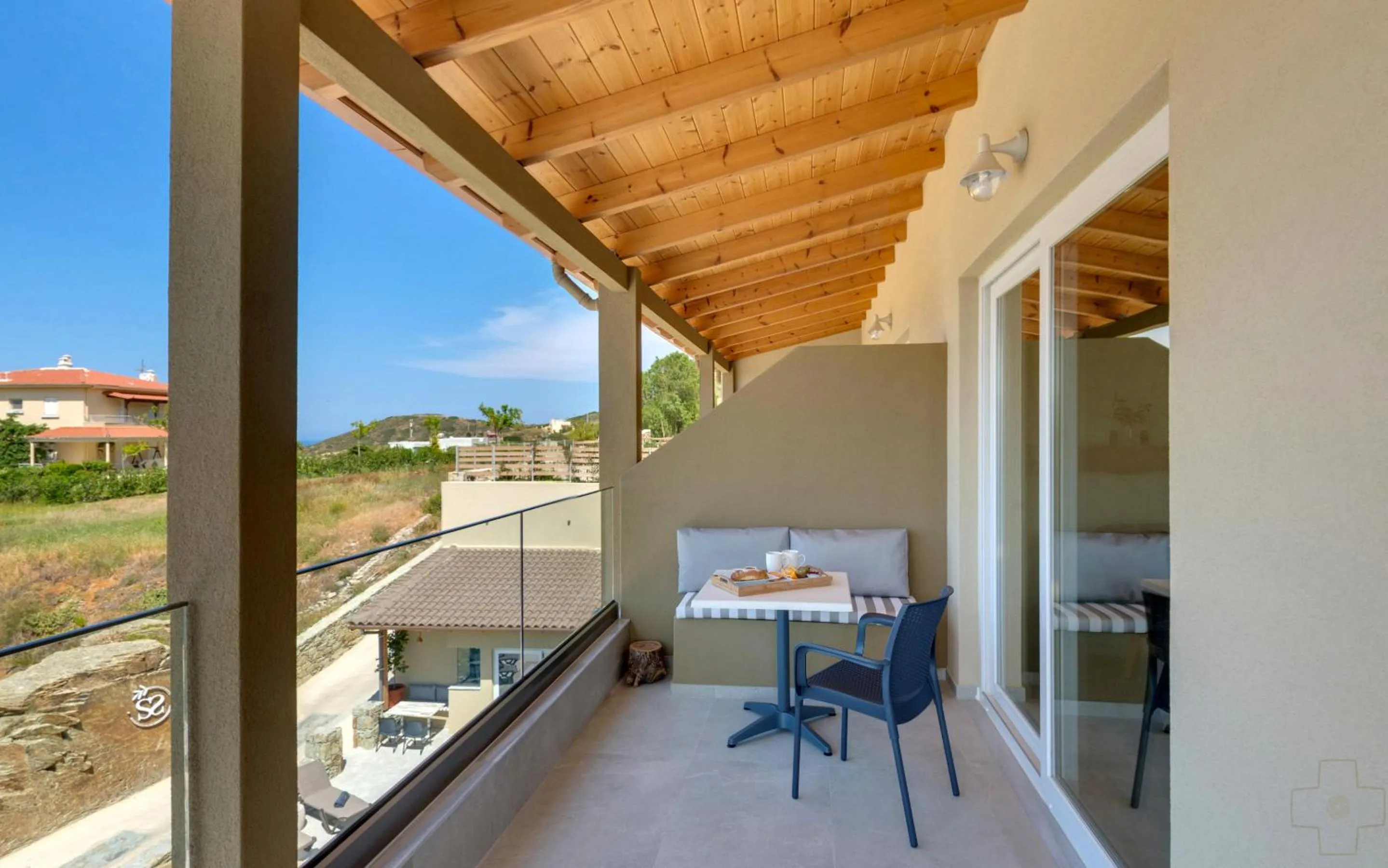 Spiros-Soula Thematic Suites