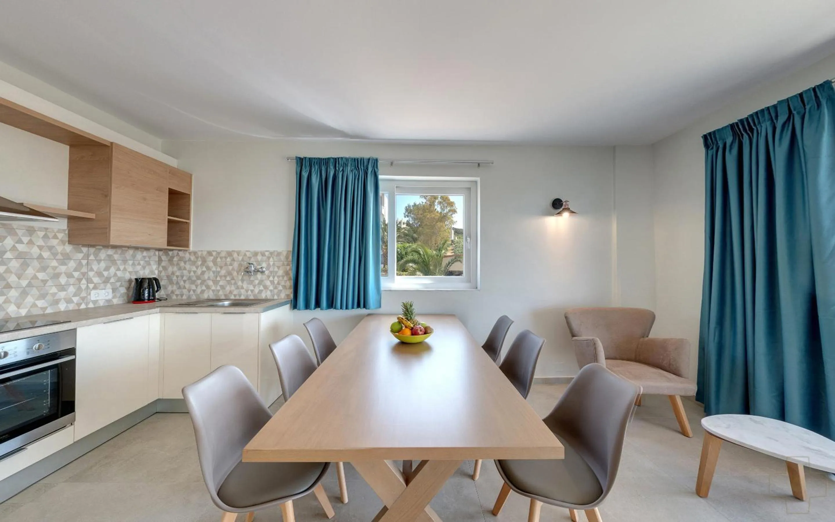 Spiros-Soula Thematic Suites