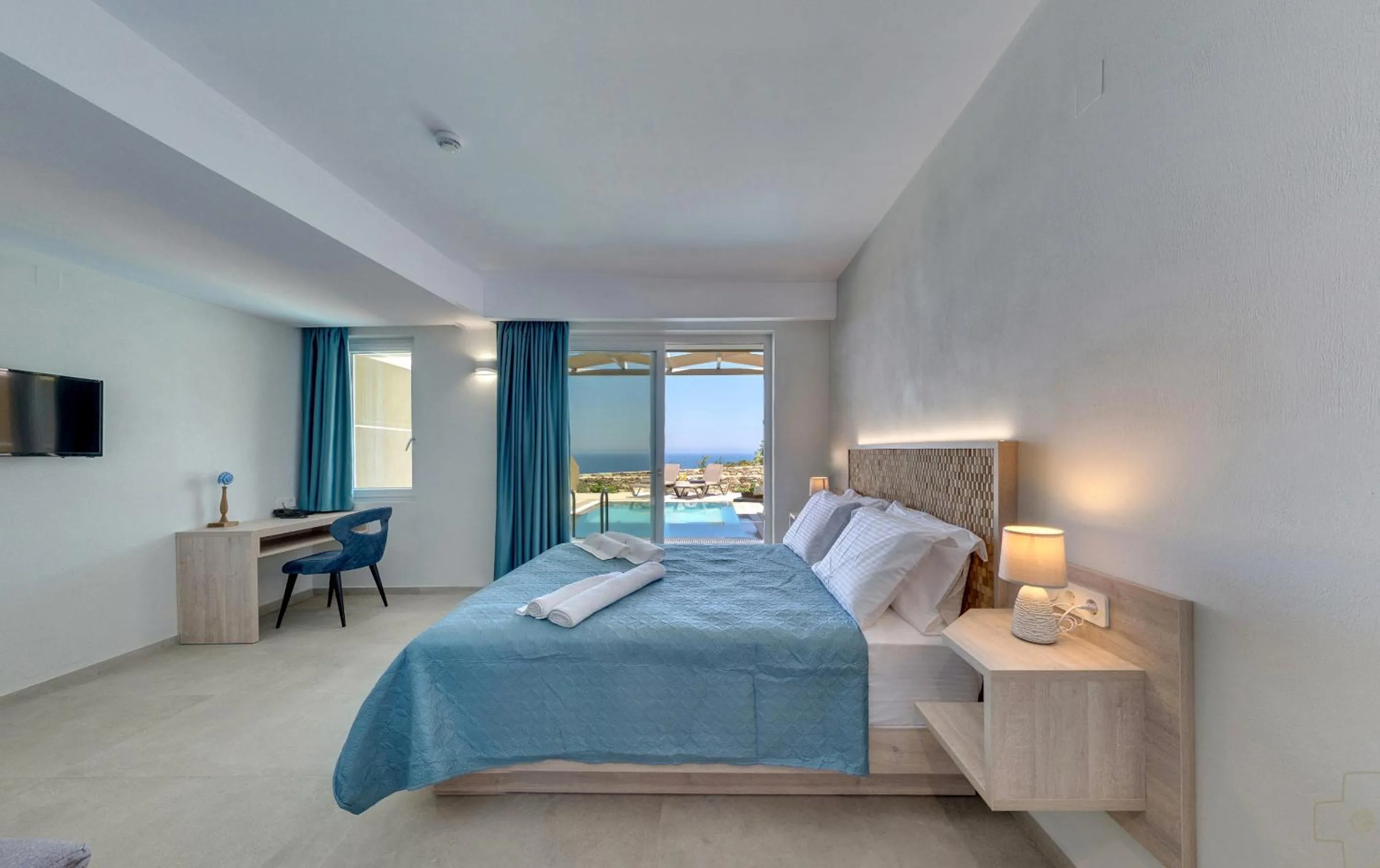 Bed in Spiros-Soula Thematic Suites