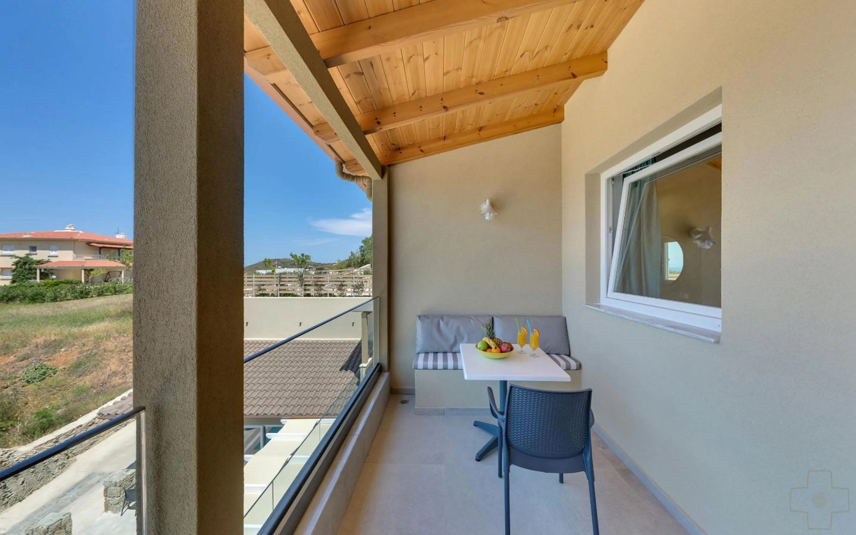 Spiros-Soula Thematic Suites