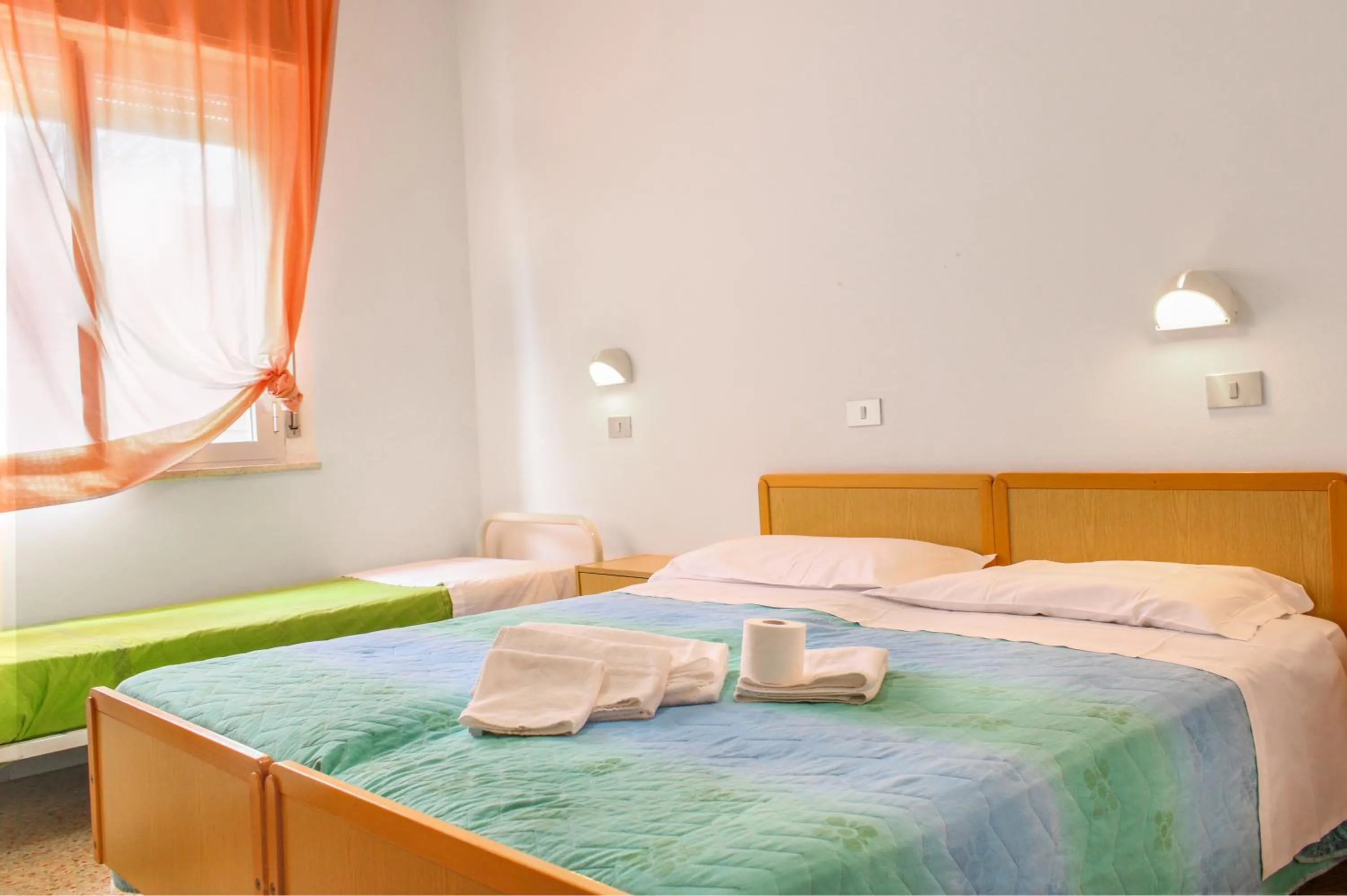 Bedroom, Bed in Hotel Gialpina