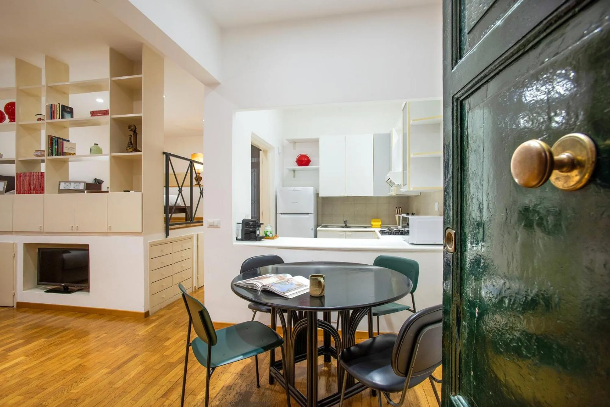 Cozy Loft @ Monti