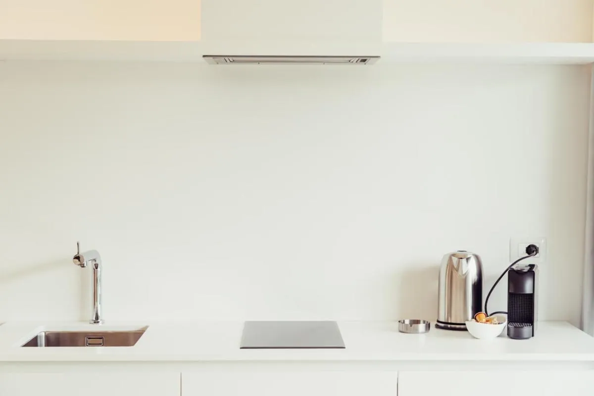 Coffee/tea facilities in Marina Gardens Boutique&Suites