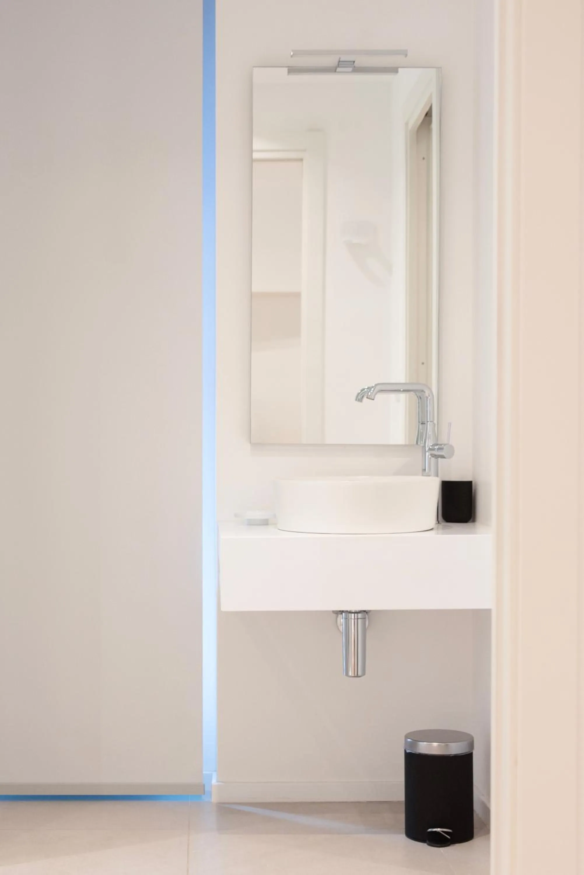 Bathroom in Marina Gardens Boutique&Suites