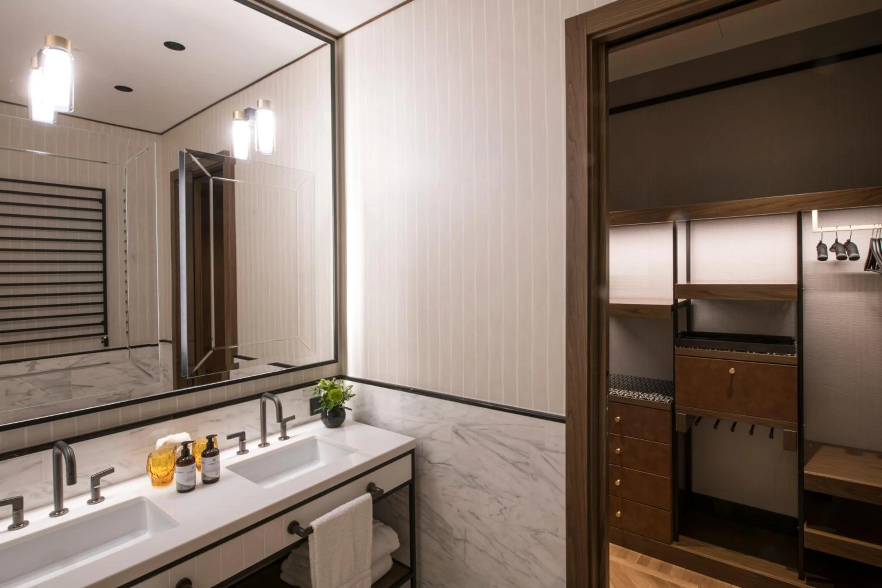 Bathroom in Umiltà 36