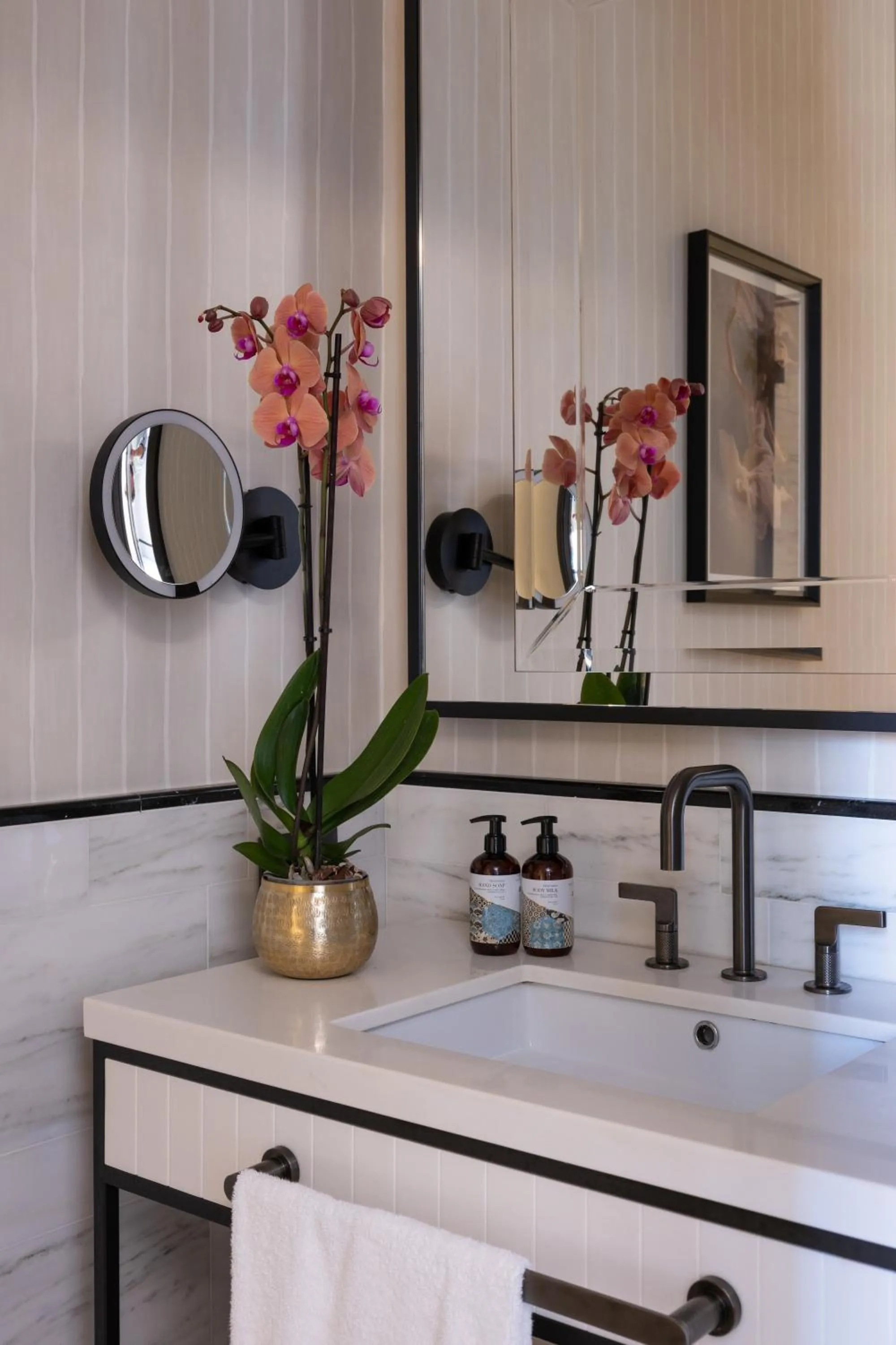 Bathroom in Umiltà 36