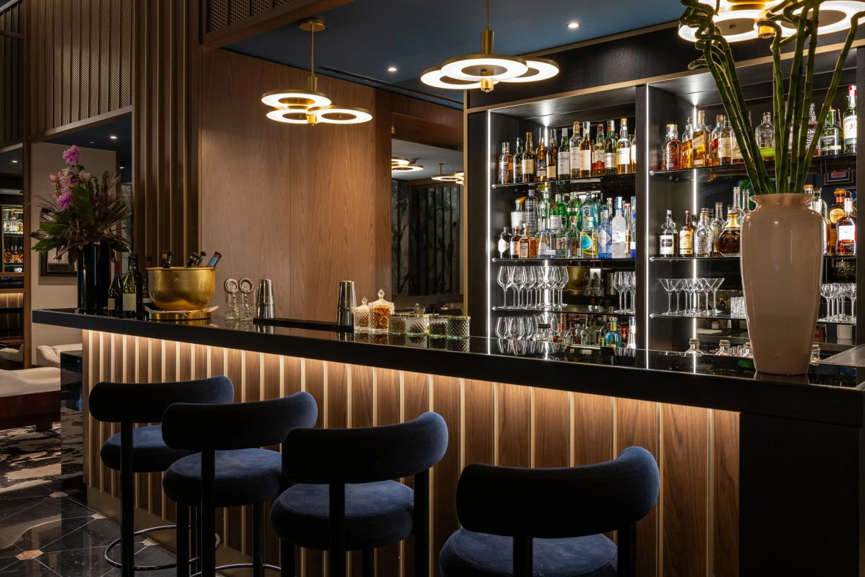 Lounge or bar in Umiltà 36