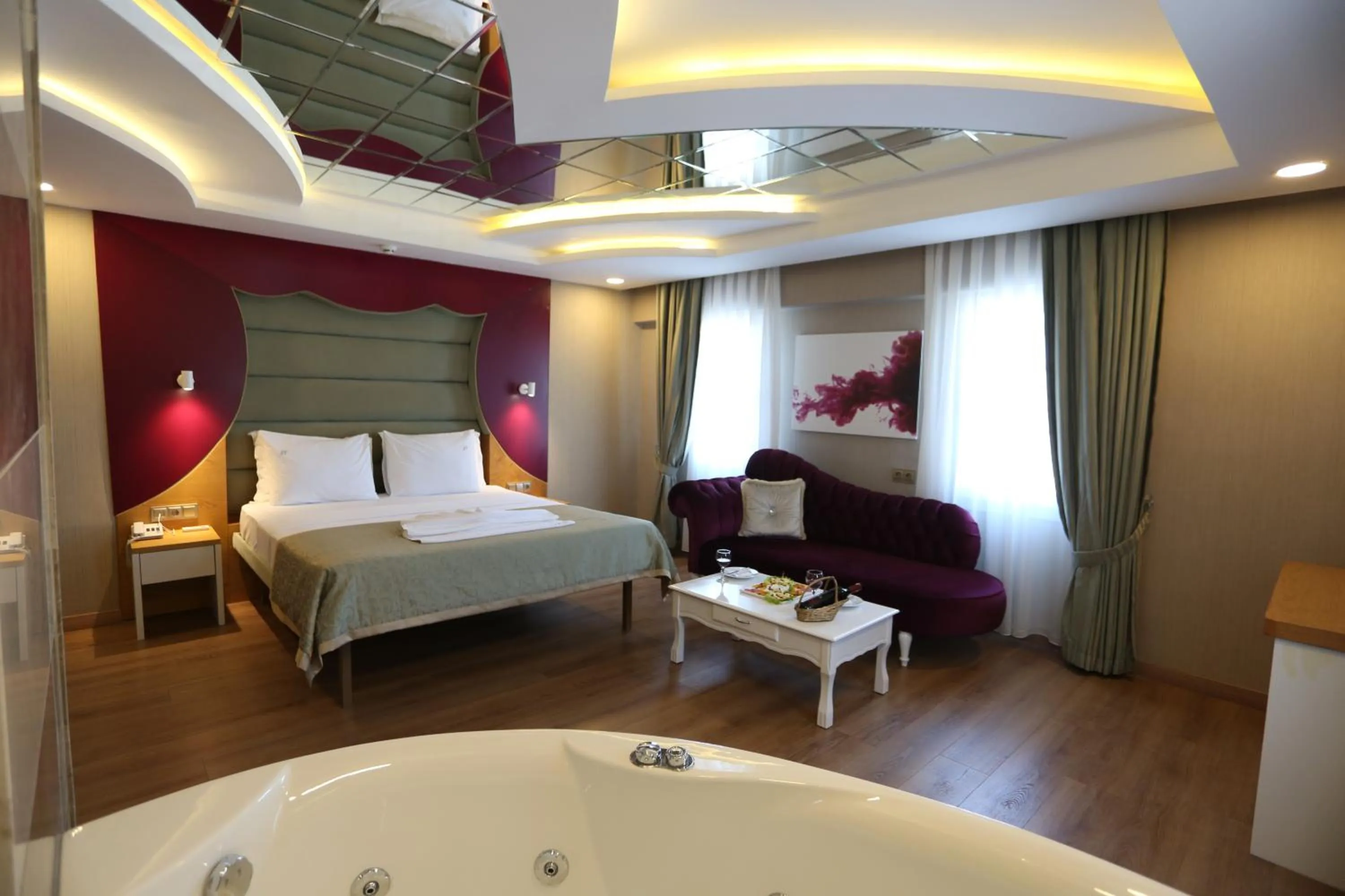 Bed in Life Corner Hotel