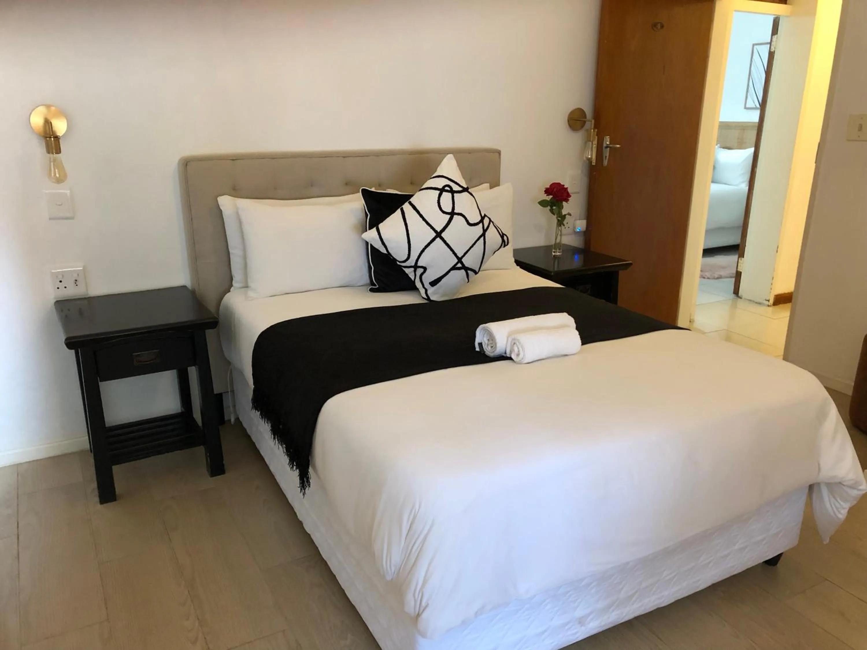 Bed in Bluebanana Lodge