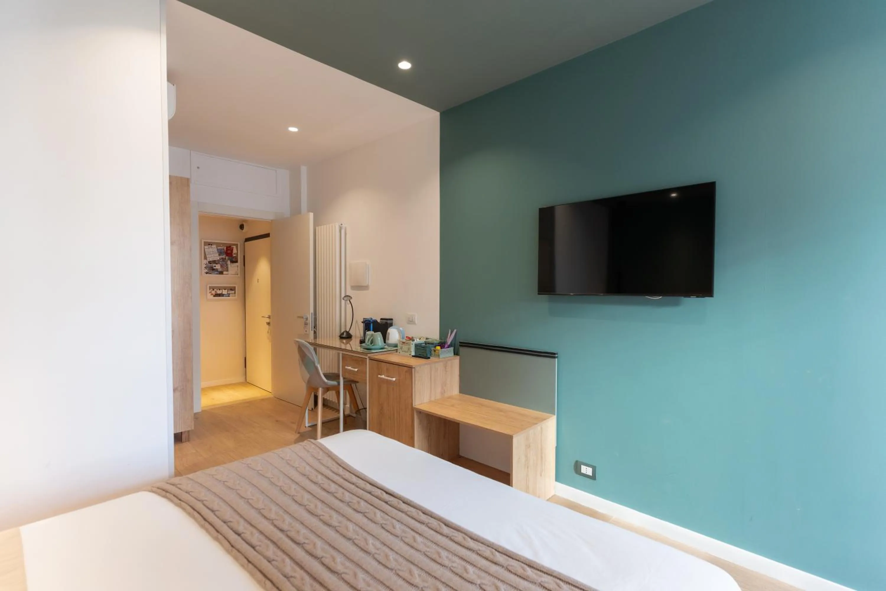 TV and multimedia, Bed in B&B Amadema