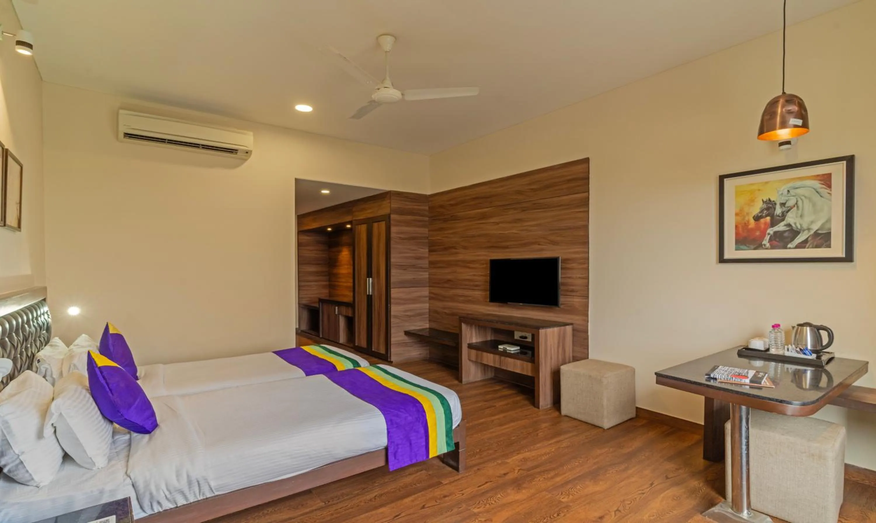 Bed in Treebo Premium Baramasi By Jai Club Prime