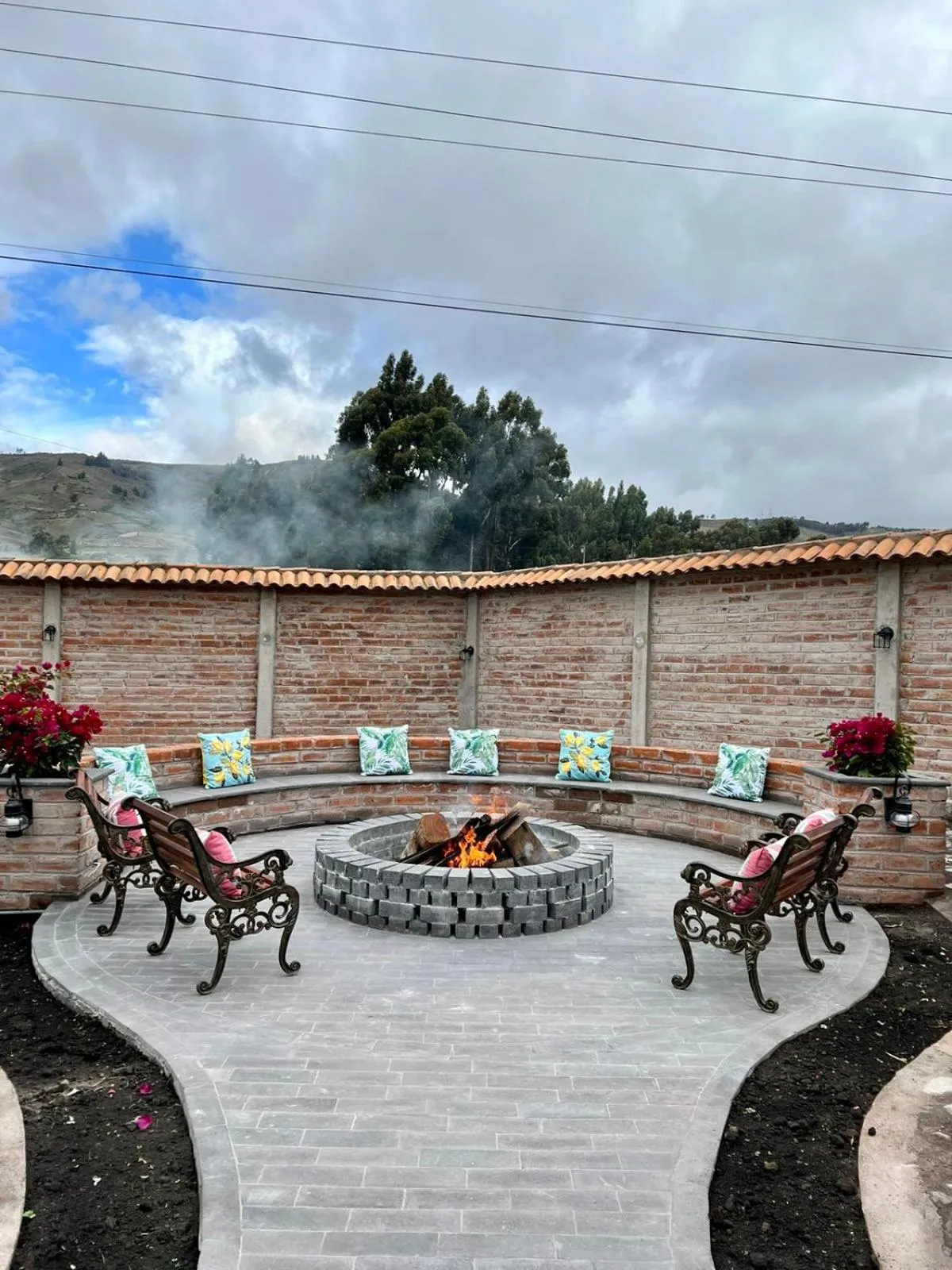 Property building in Hacienda Santa Ana Lodging