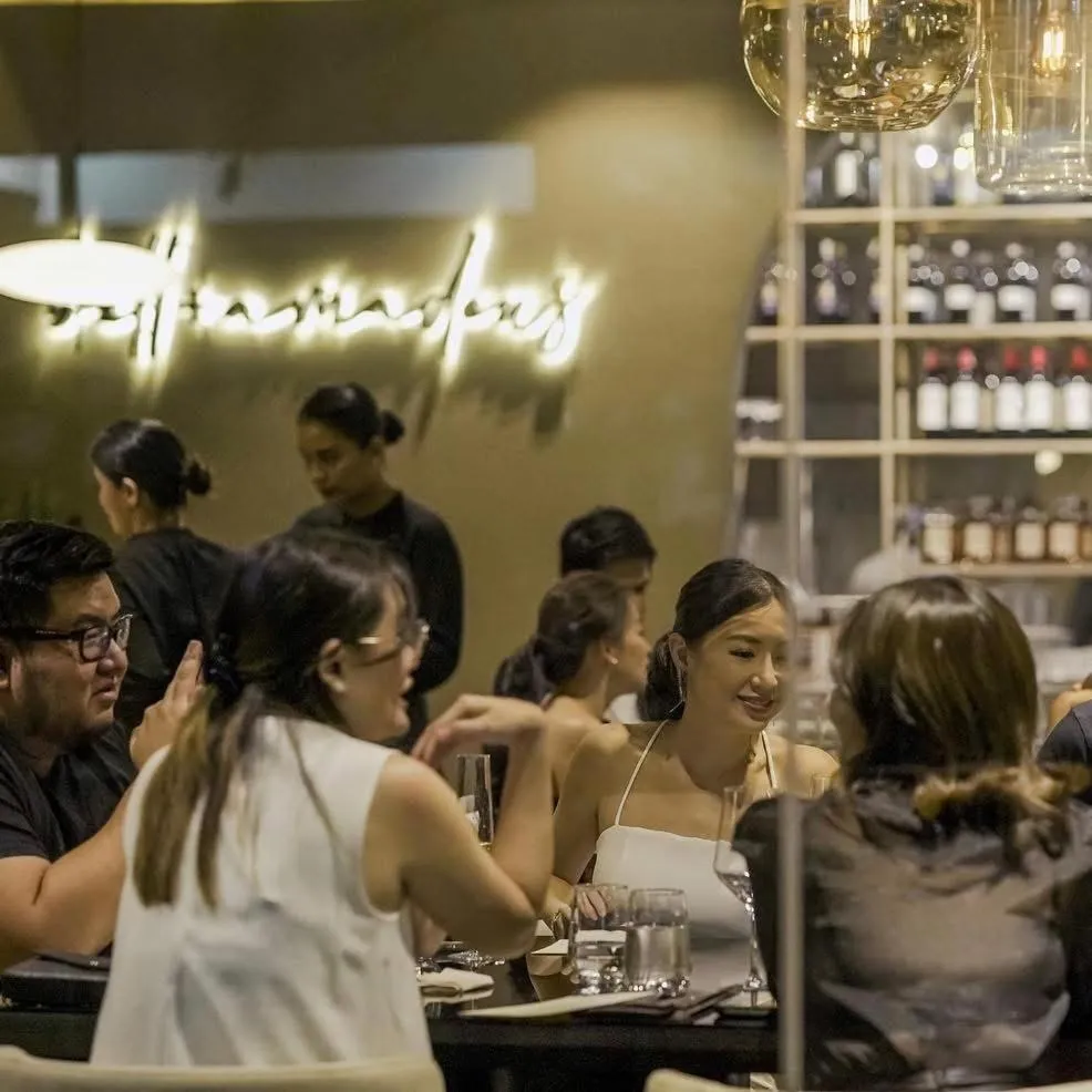 Restaurant/places to eat in 88th Avenue