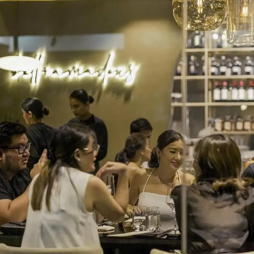 Restaurant/places to eat in 88th Avenue Restaurant/places to eat in 88th Avenue