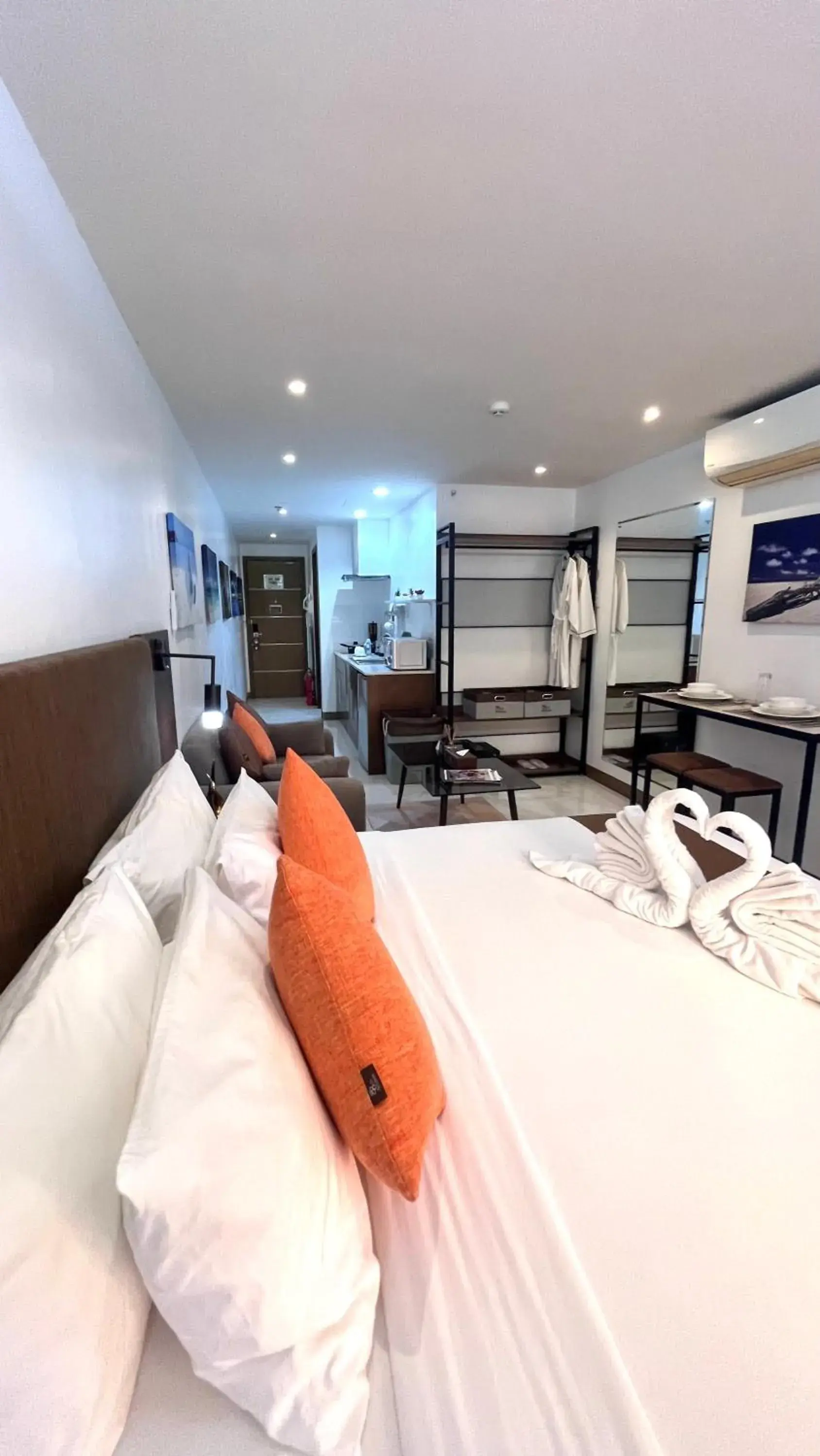 Bed in 88th Avenue Bed in 88th Avenue