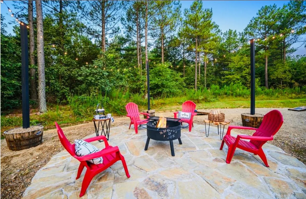 Patio in Knotty and Nice Luxury Cabin