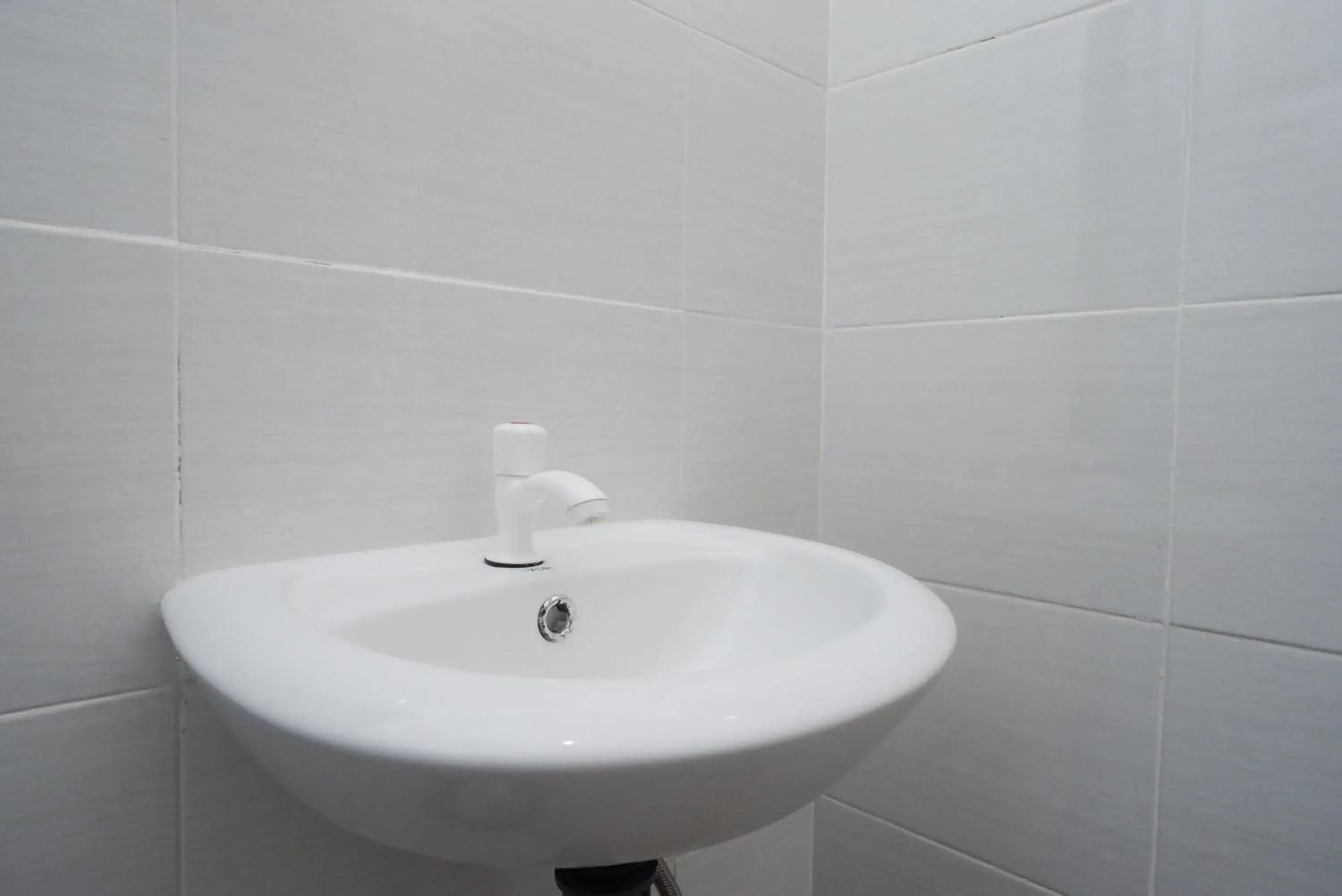 Twin Room in RedDoorz Plus @ Jl Pemuda Pati Twin Room in RedDoorz Plus @ Jl Pemuda Pati