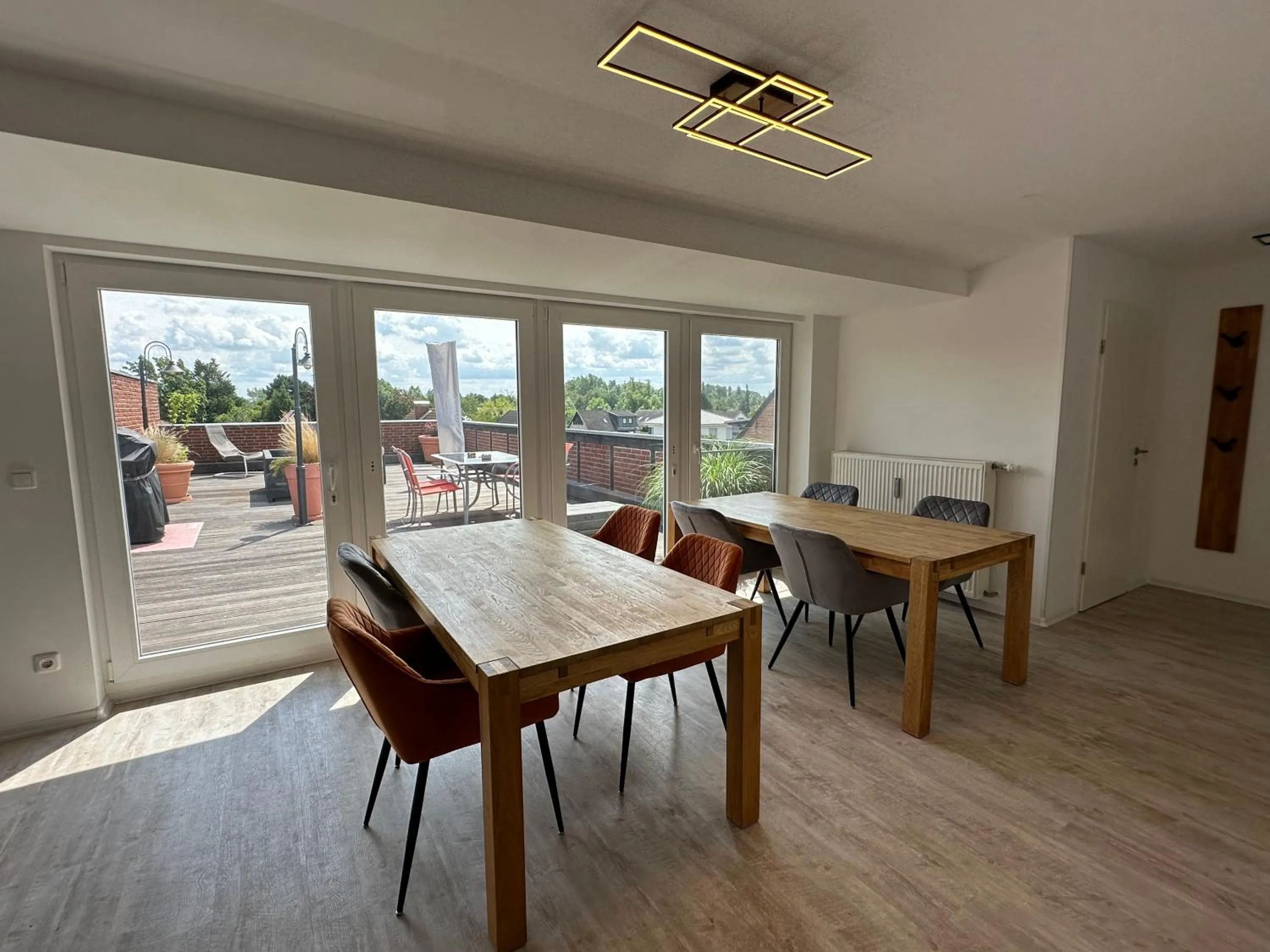 Communal kitchen in MEINpartments Wolfsburg