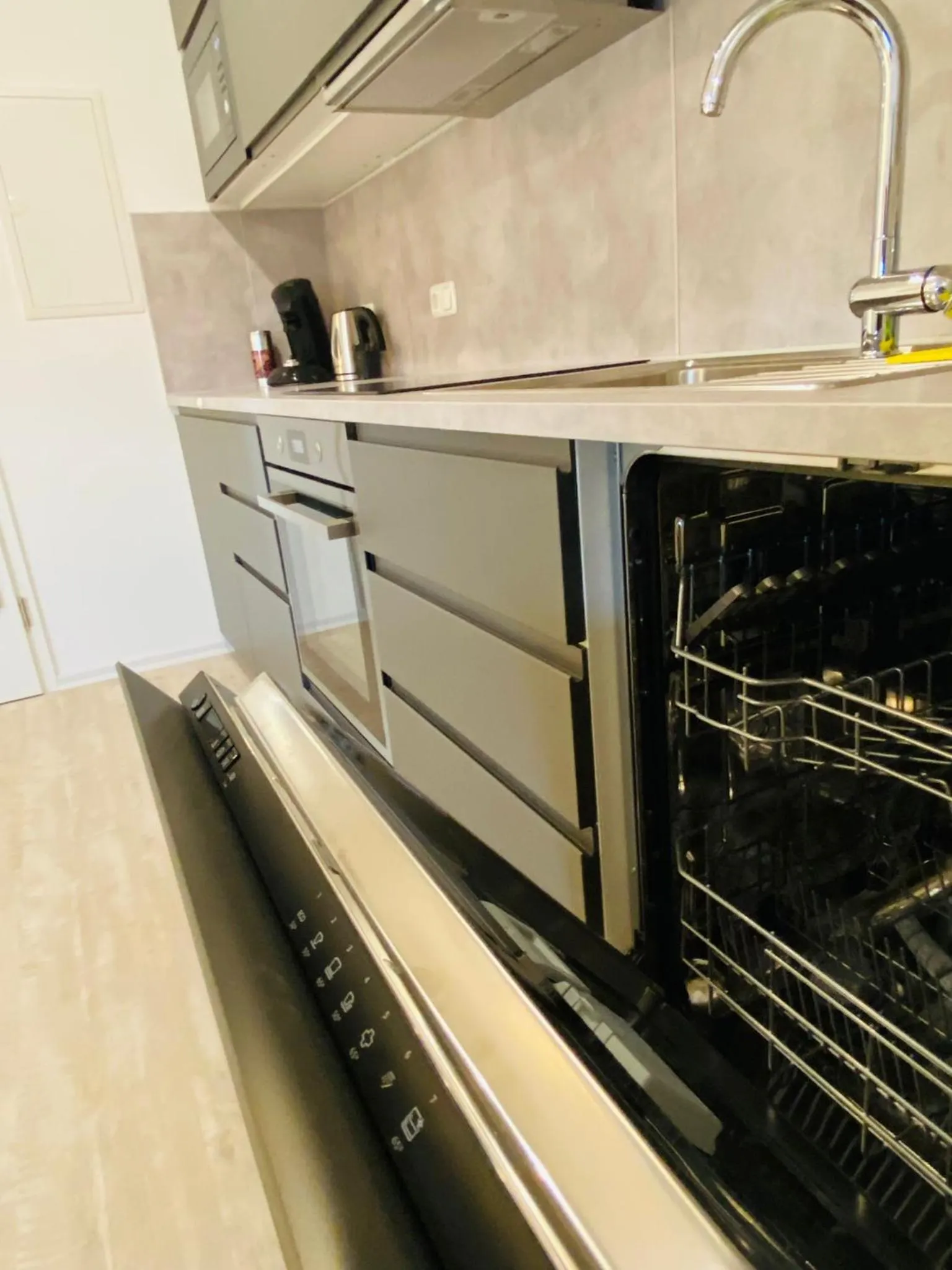 Photo of the whole room in MEINpartments Wolfsburg