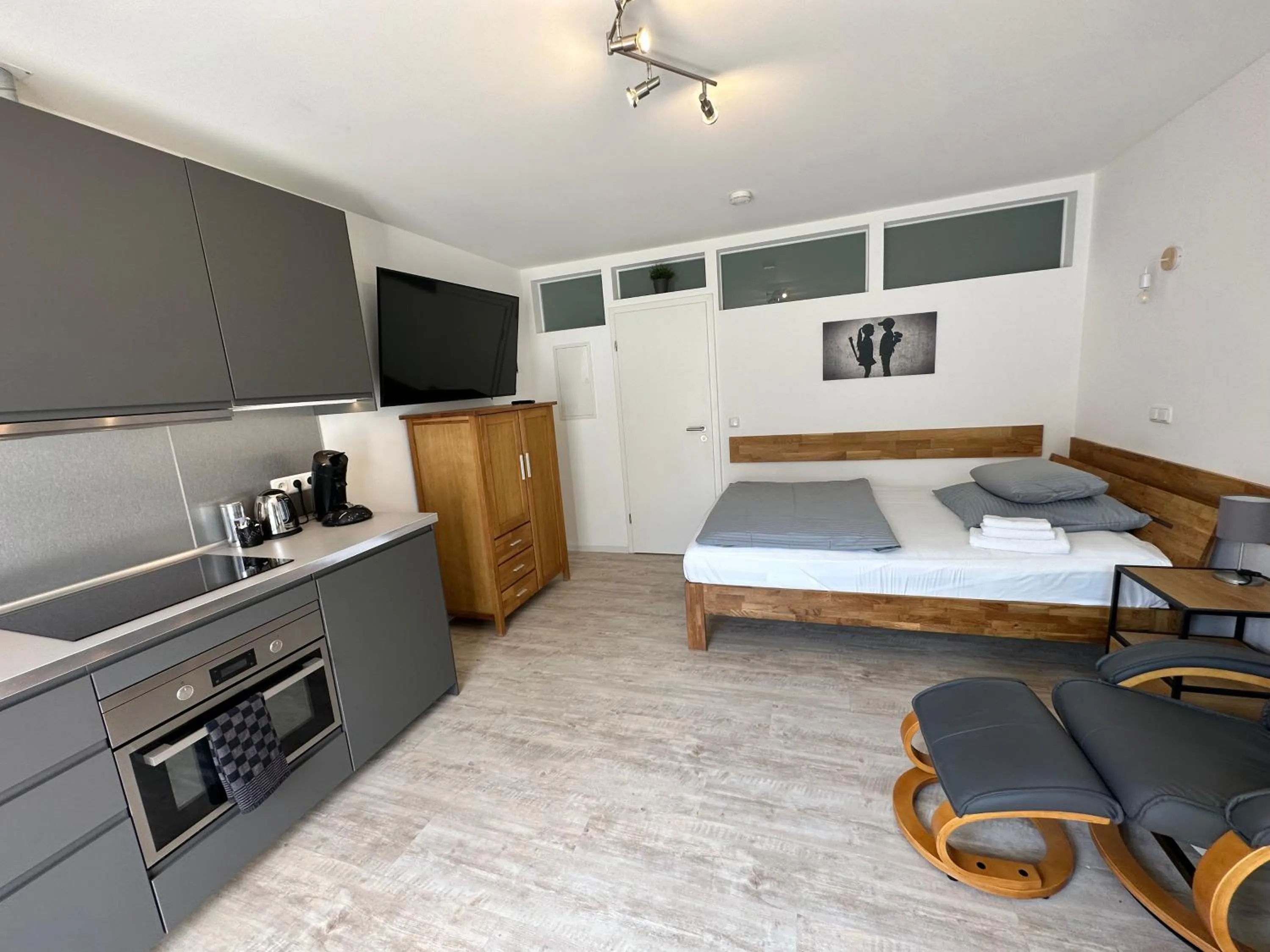 Photo of the whole room, Bed in MEINpartments Wolfsburg