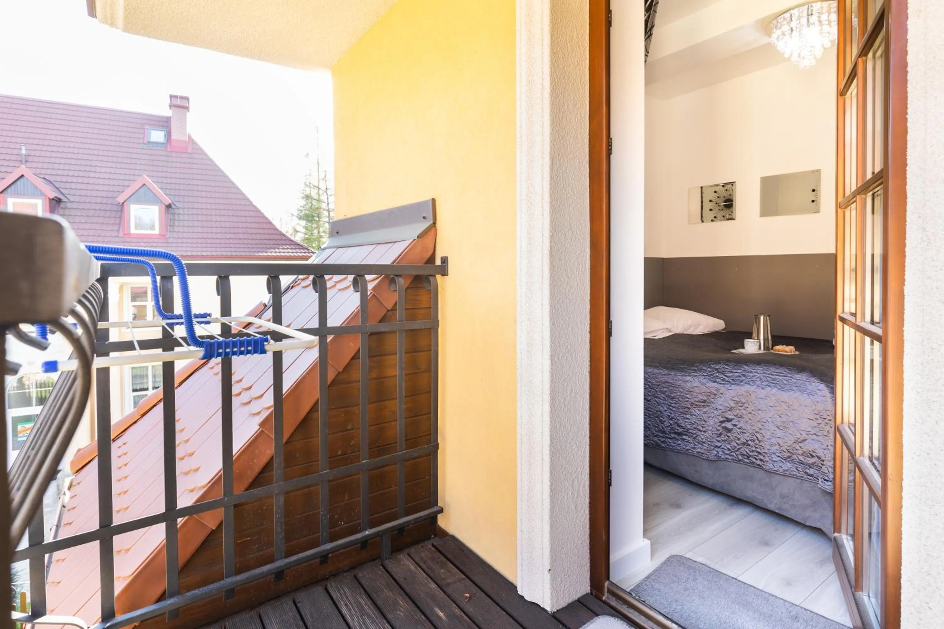 Balcony/Terrace, Bed in ApartHost Rezydencja Sienkiewicza