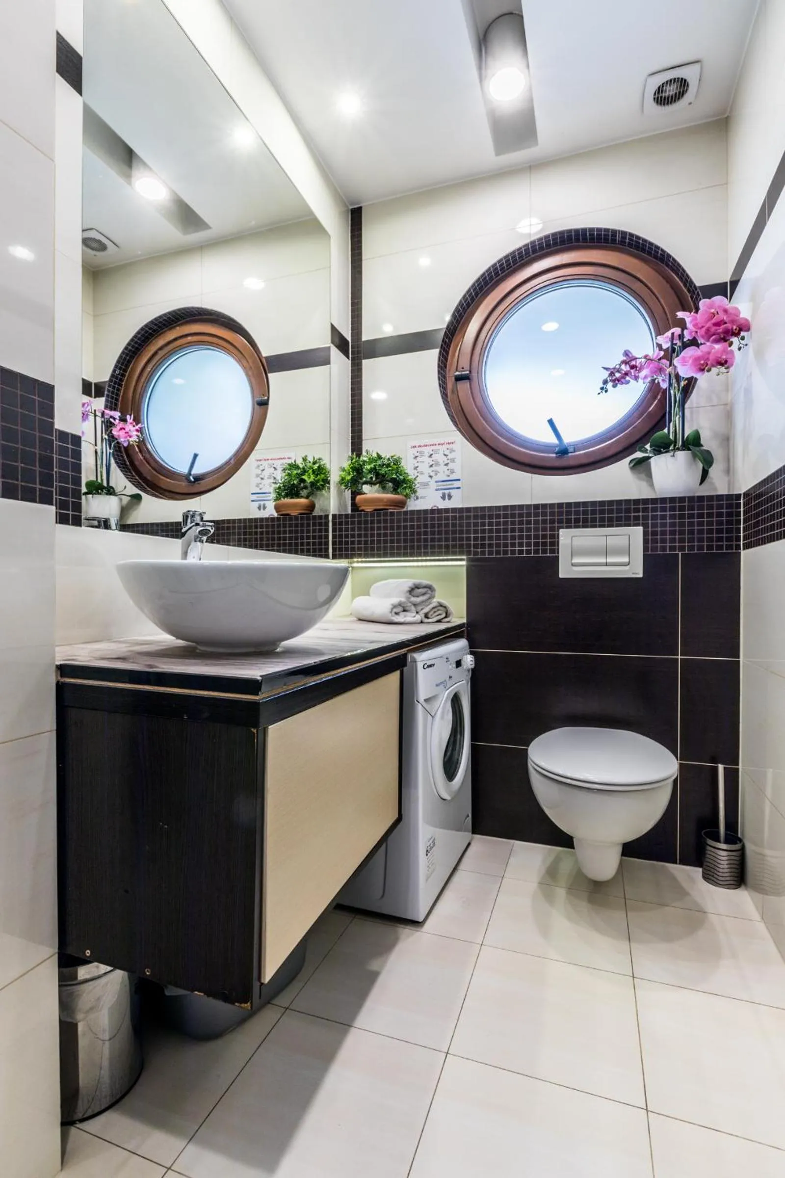 Bathroom in ApartHost Rezydencja Sienkiewicza