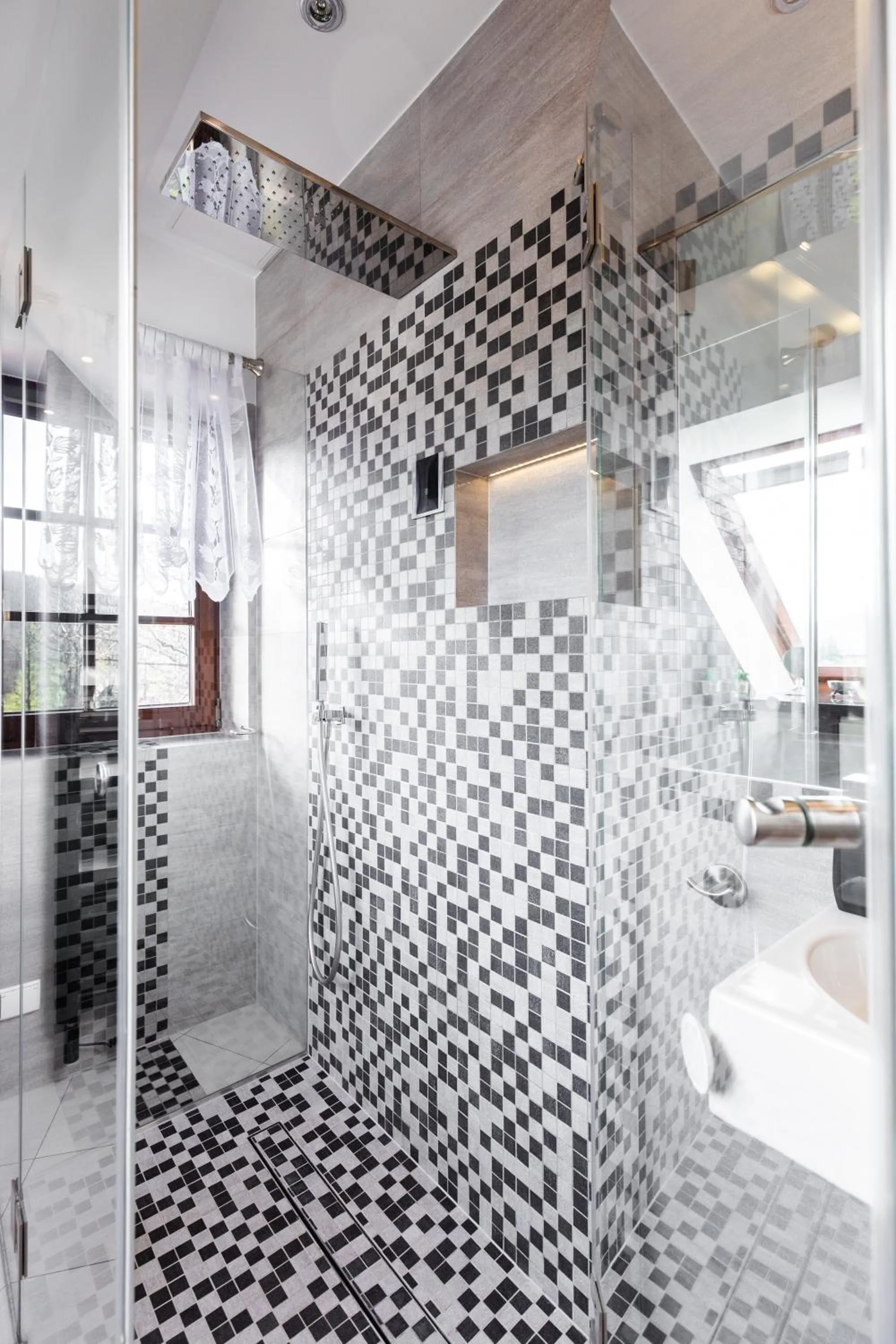 Bathroom in ApartHost Rezydencja Sienkiewicza
